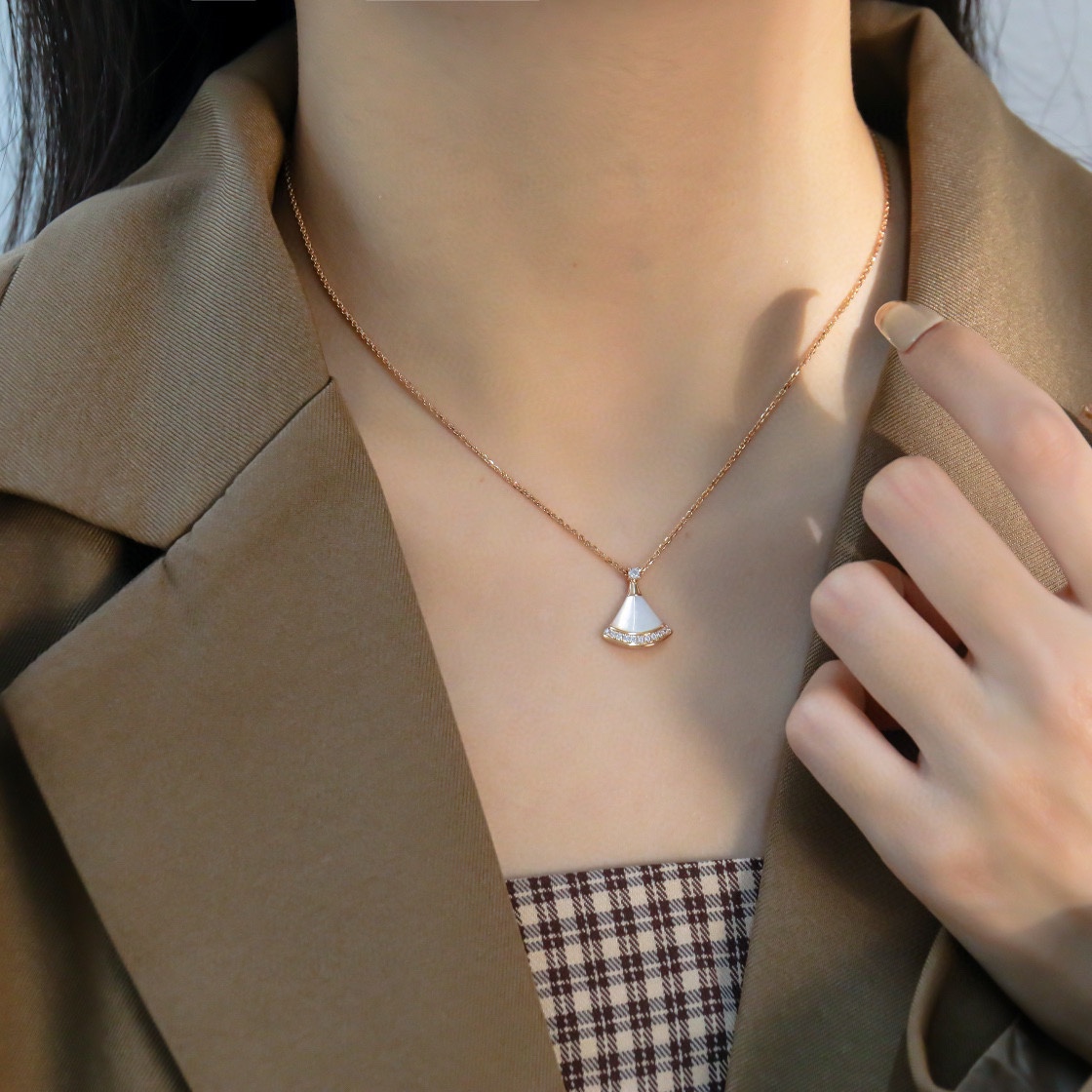 Bvlgari Necklace Silver Inlaid S-l-m