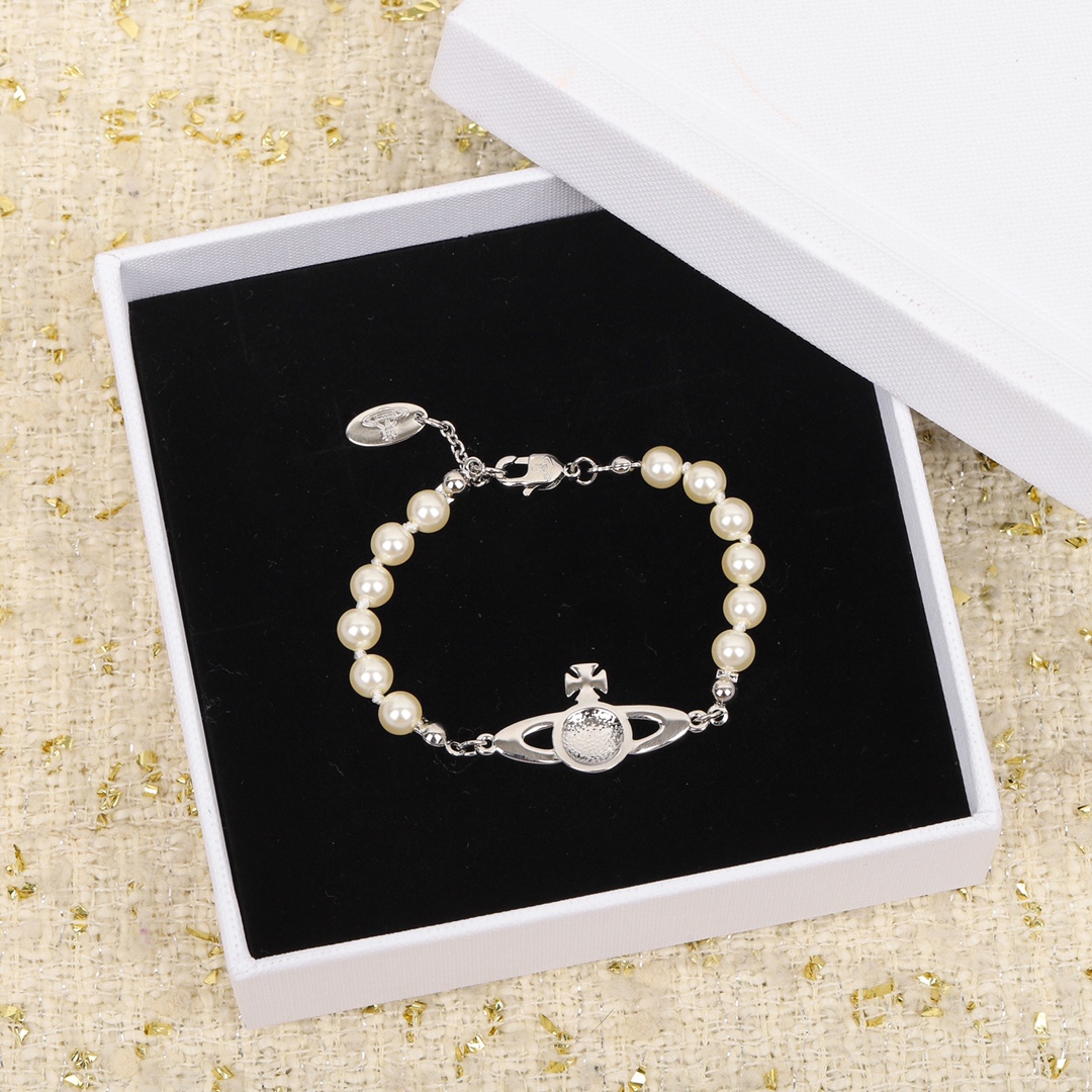 Viviennewestwood Necklace Pearl S