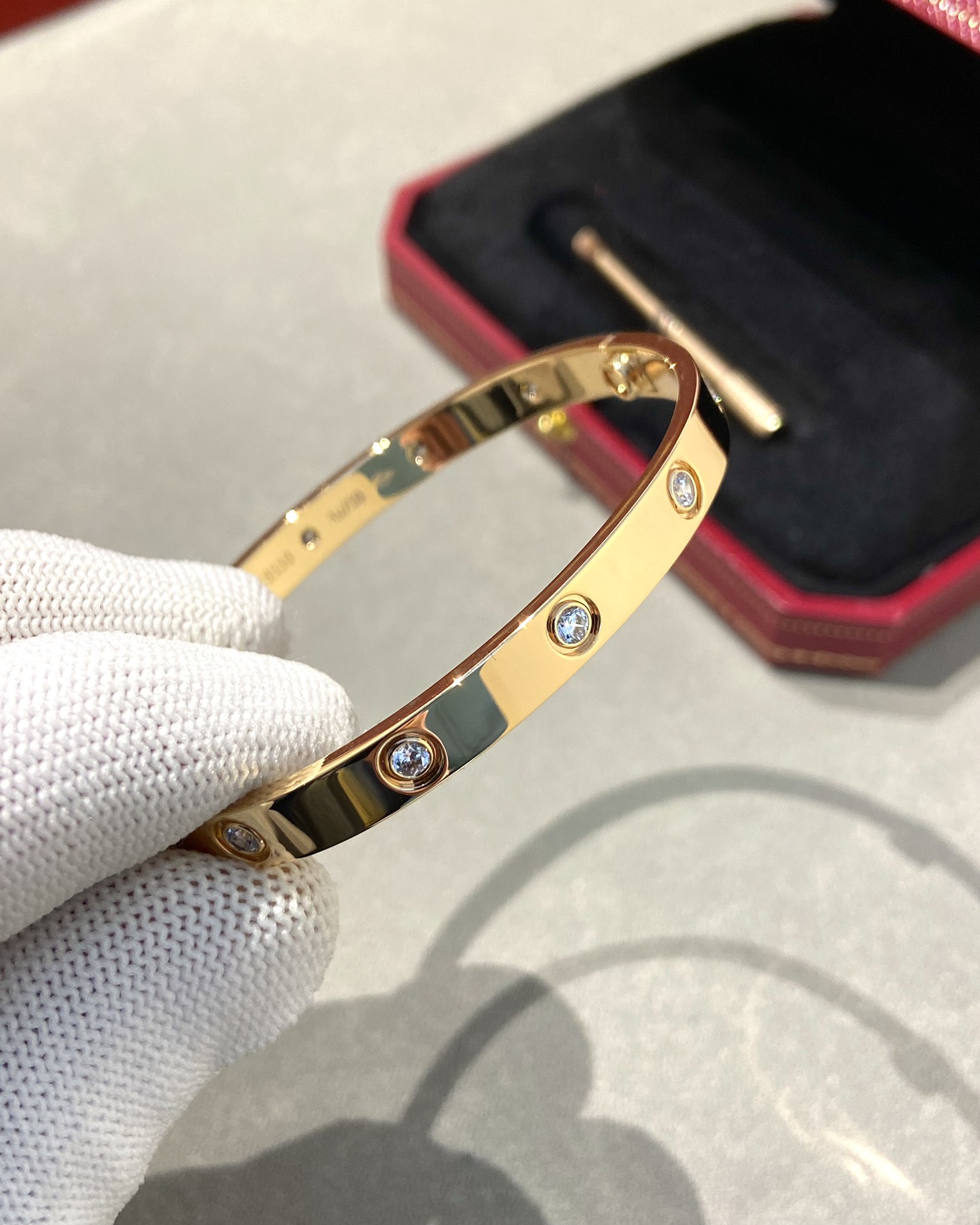 Cartier Bangle Gold 19
