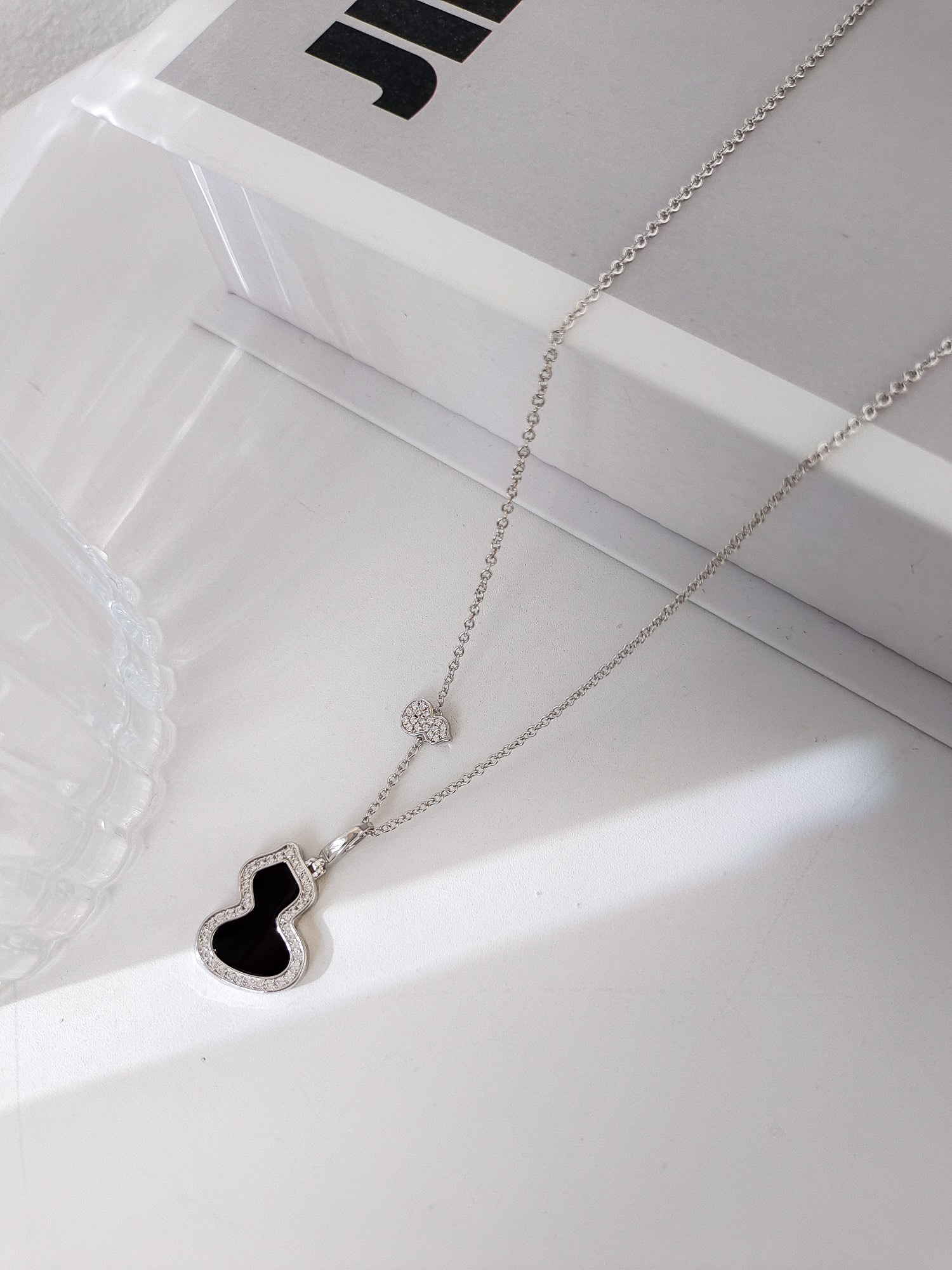 Qeelin Necklace Silver Inlaid M-l