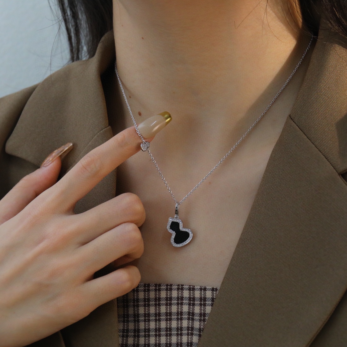 Qeelin Necklace Silver Inlaid M-l