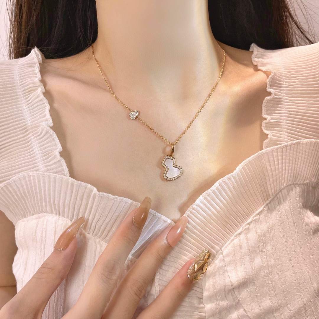 Qeelin Necklace Inlaid M-l