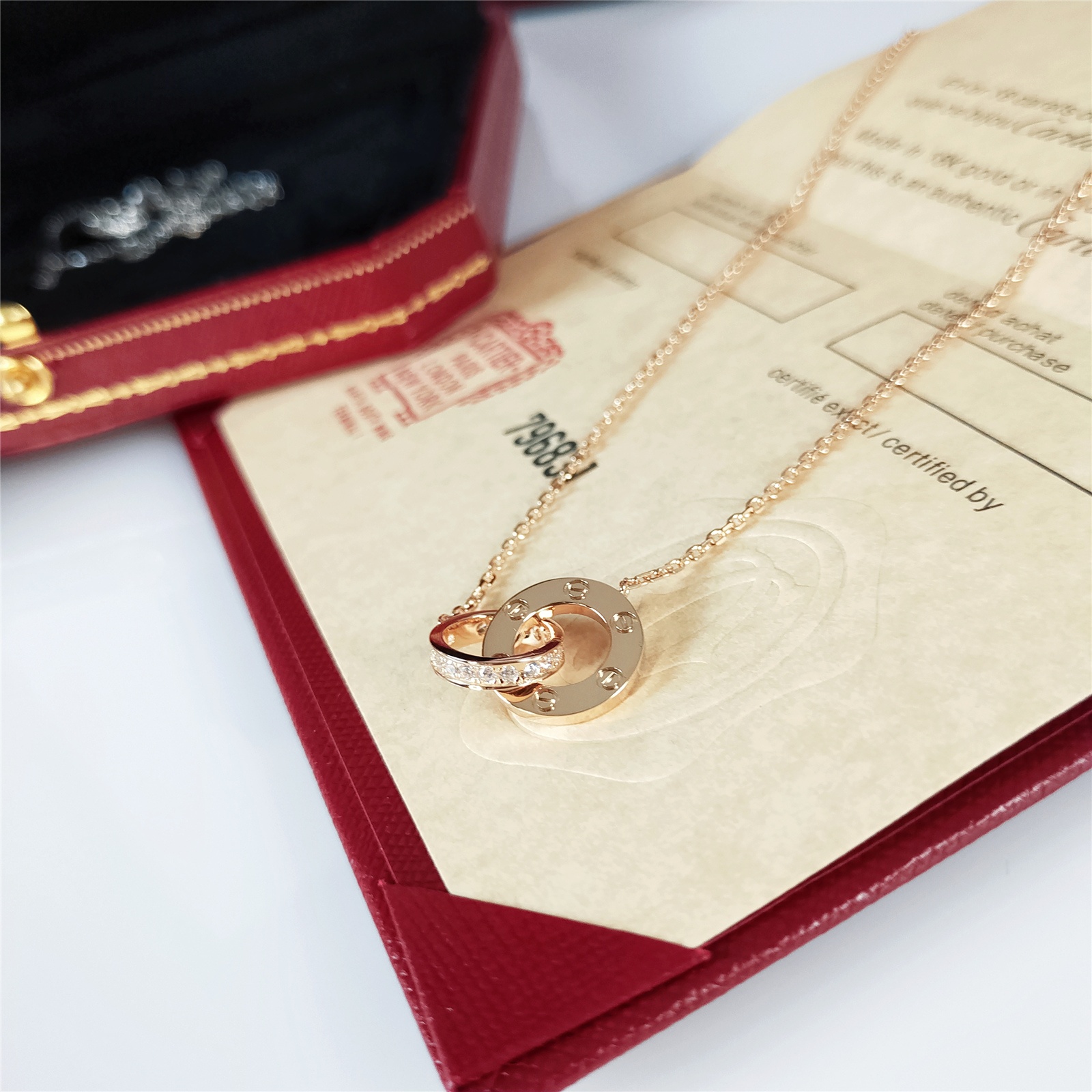 Cartier Necklace Gold M-l