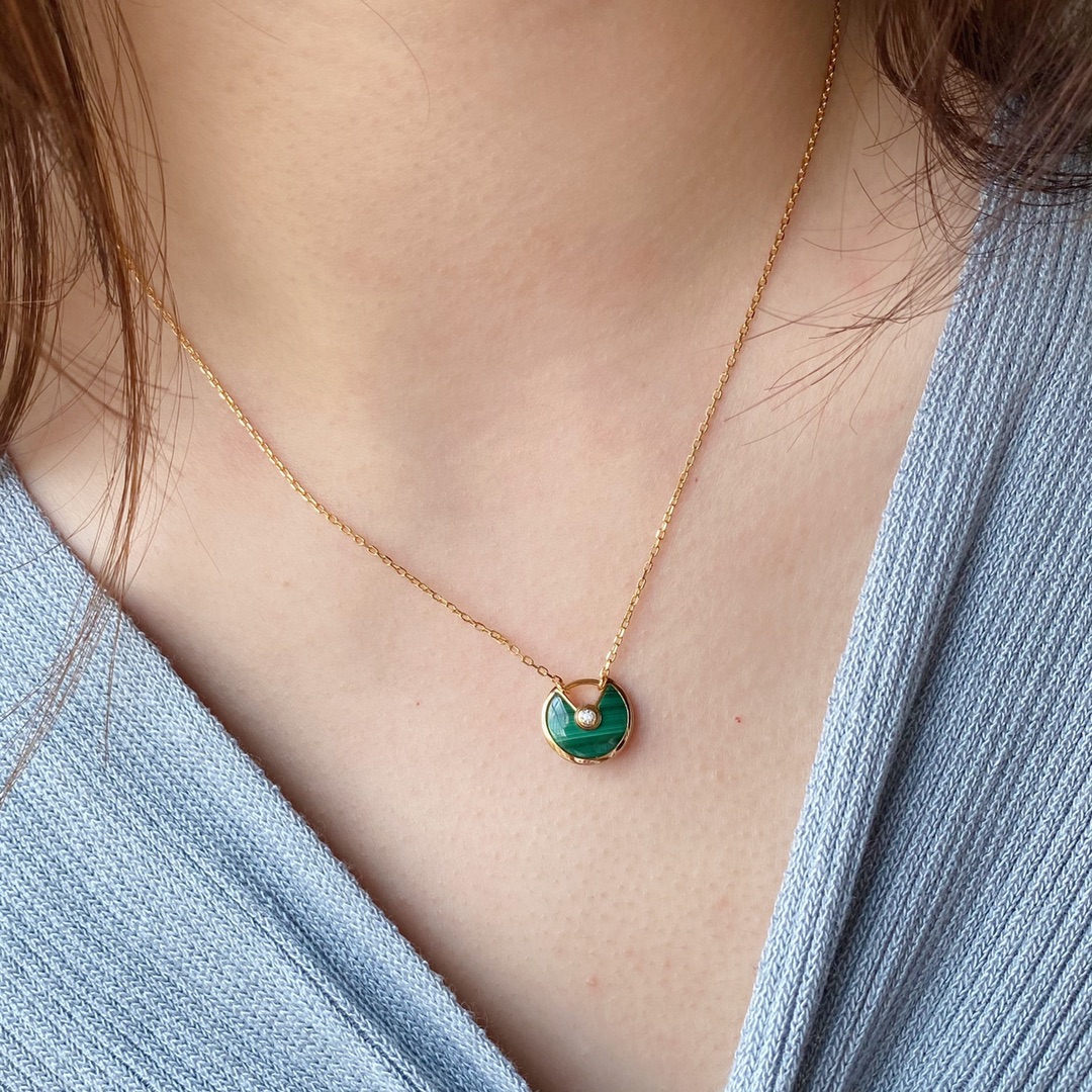 Cartier Necklace M-l