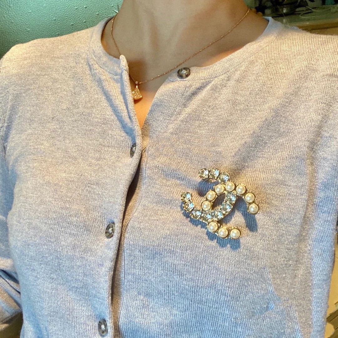 Chanel Female Brooch Pearl L