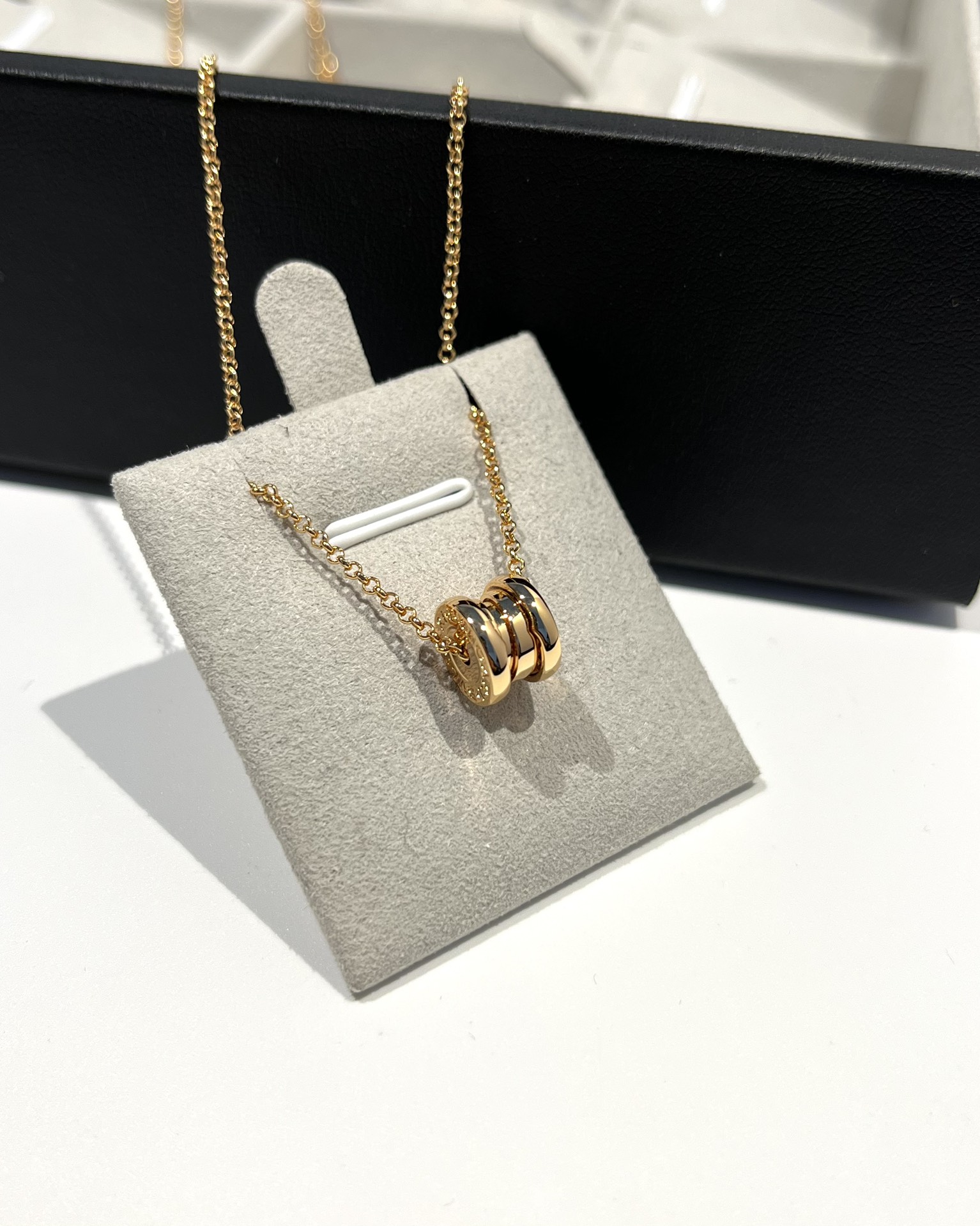 Bvlgari Necklace Gold Adjustable 45cm-m