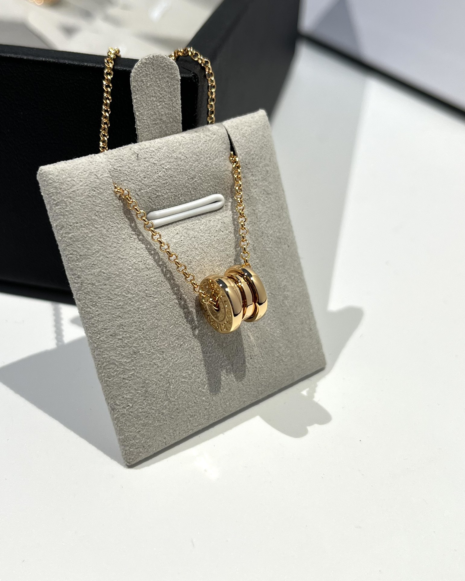 Bvlgari Necklace Gold Adjustable 45cm-m