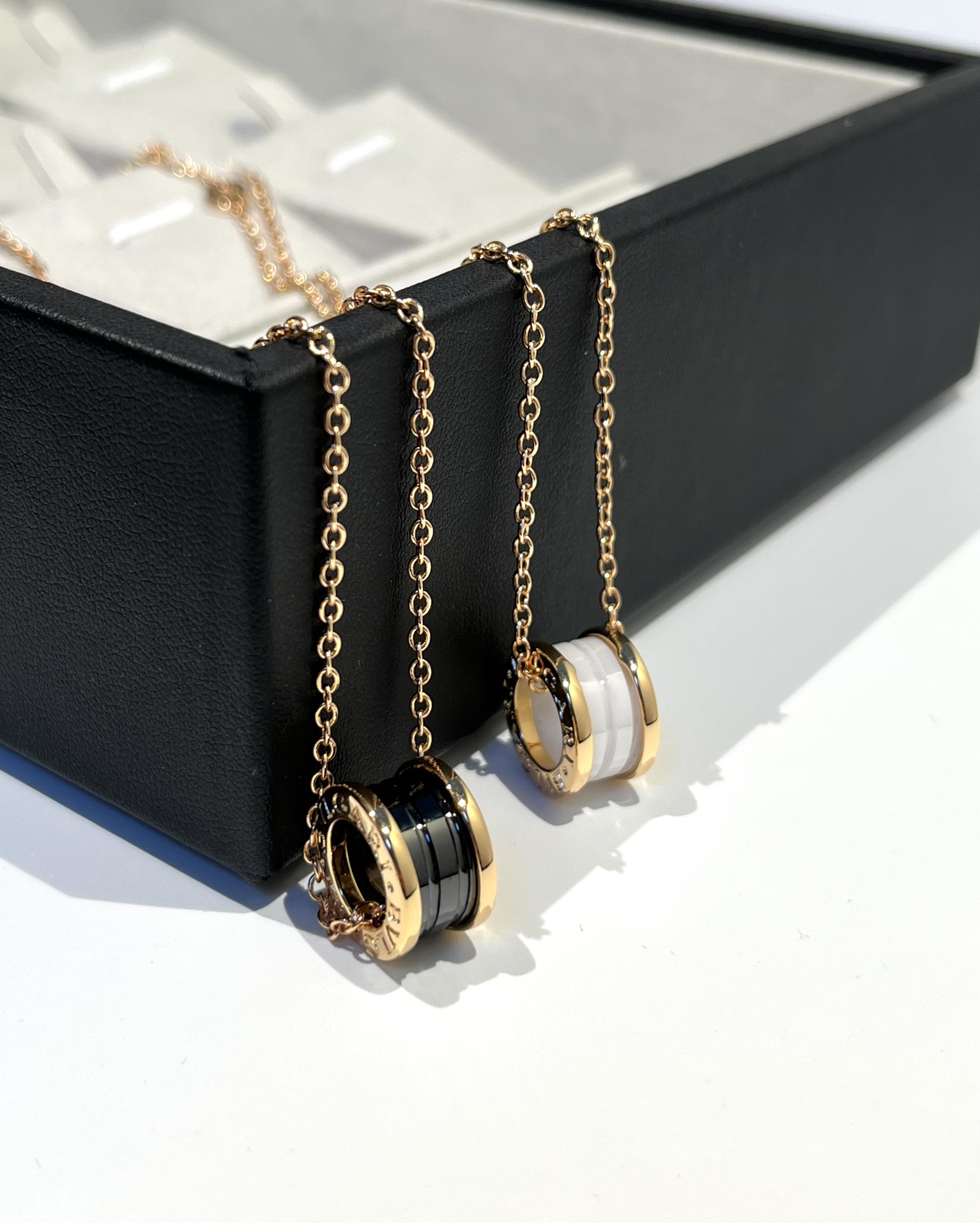 Bvlgari Necklace Gold