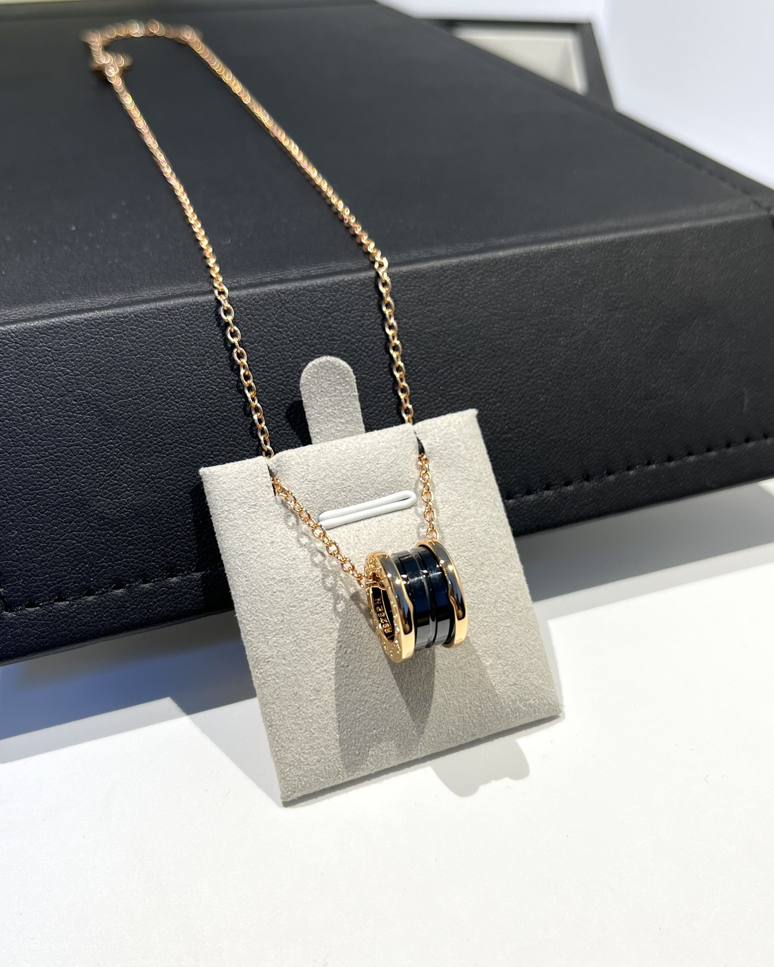 Bvlgari Necklace Gold