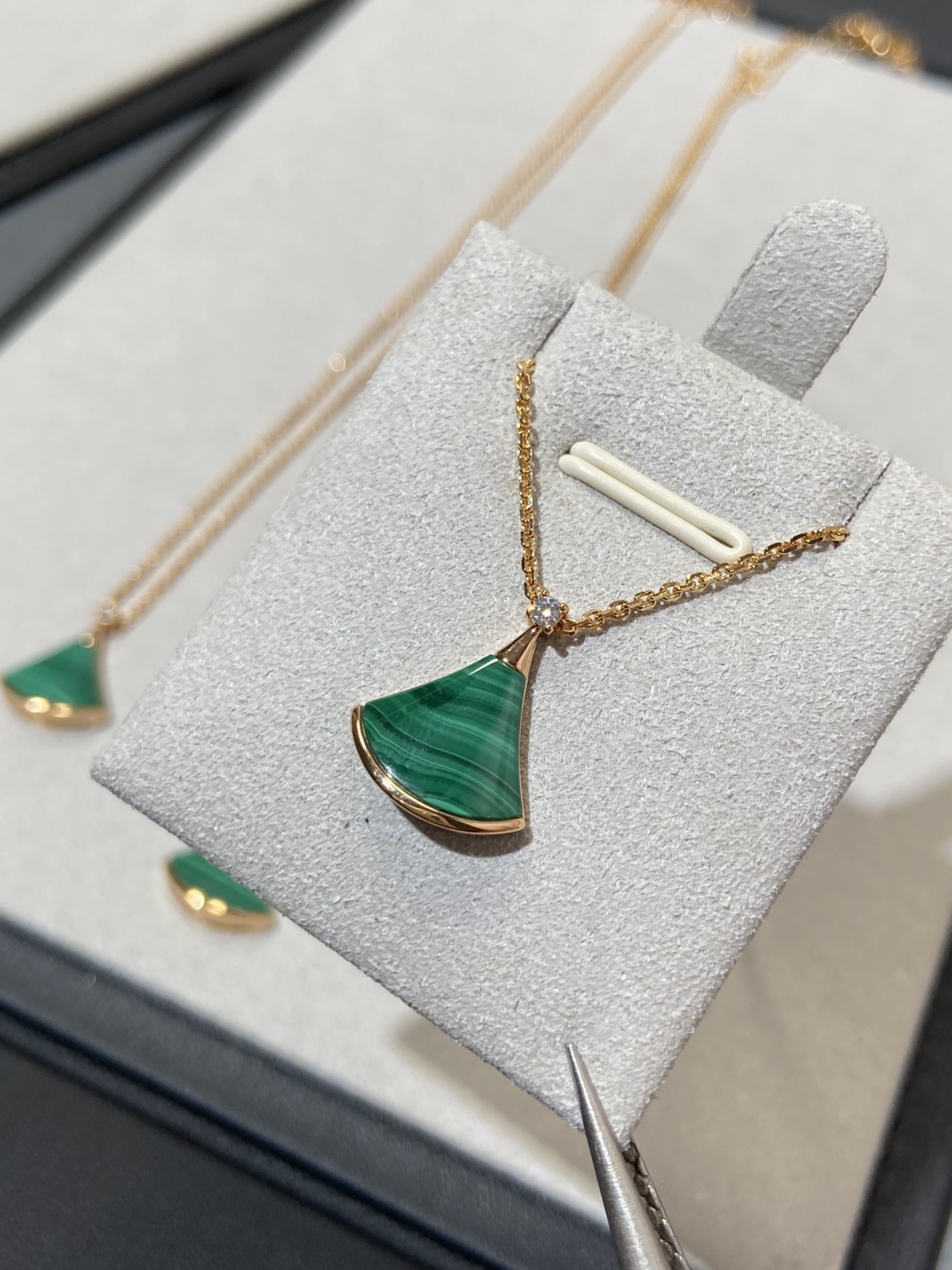 Bvlgari Necklace Rose Gold