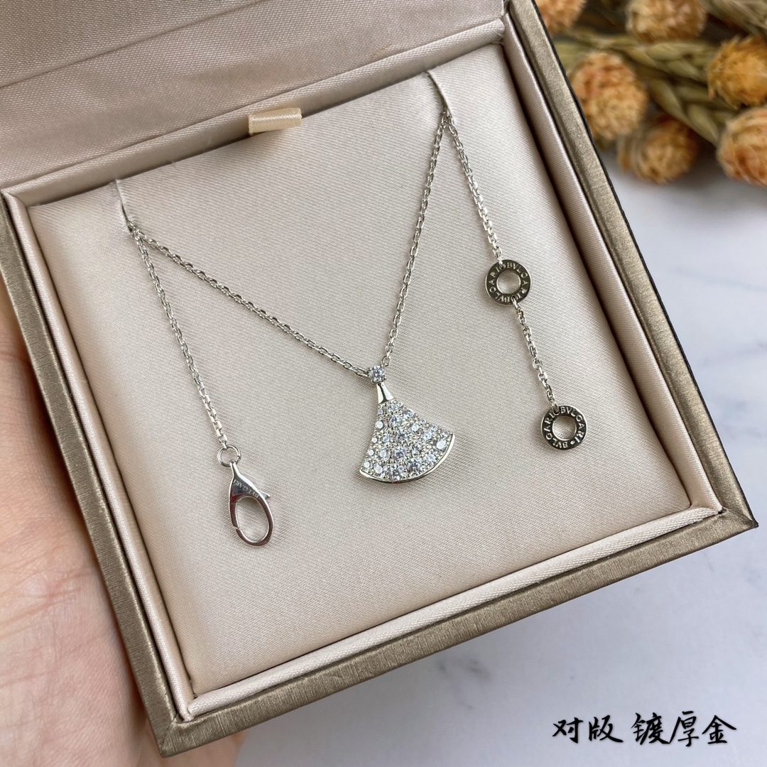 Bvlgari Necklace Platinum Rose Gold L
