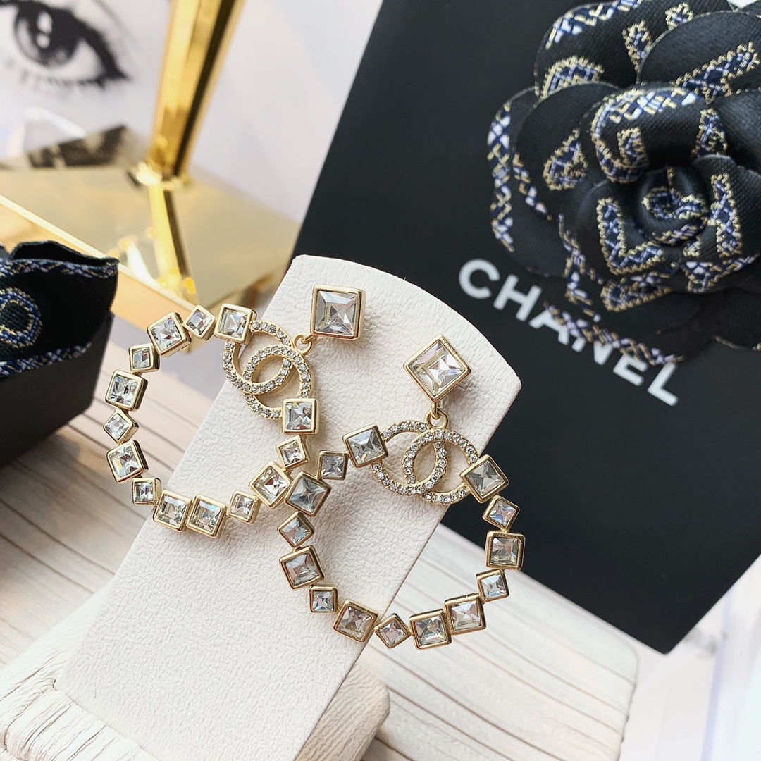 Chanel Necklace S-l