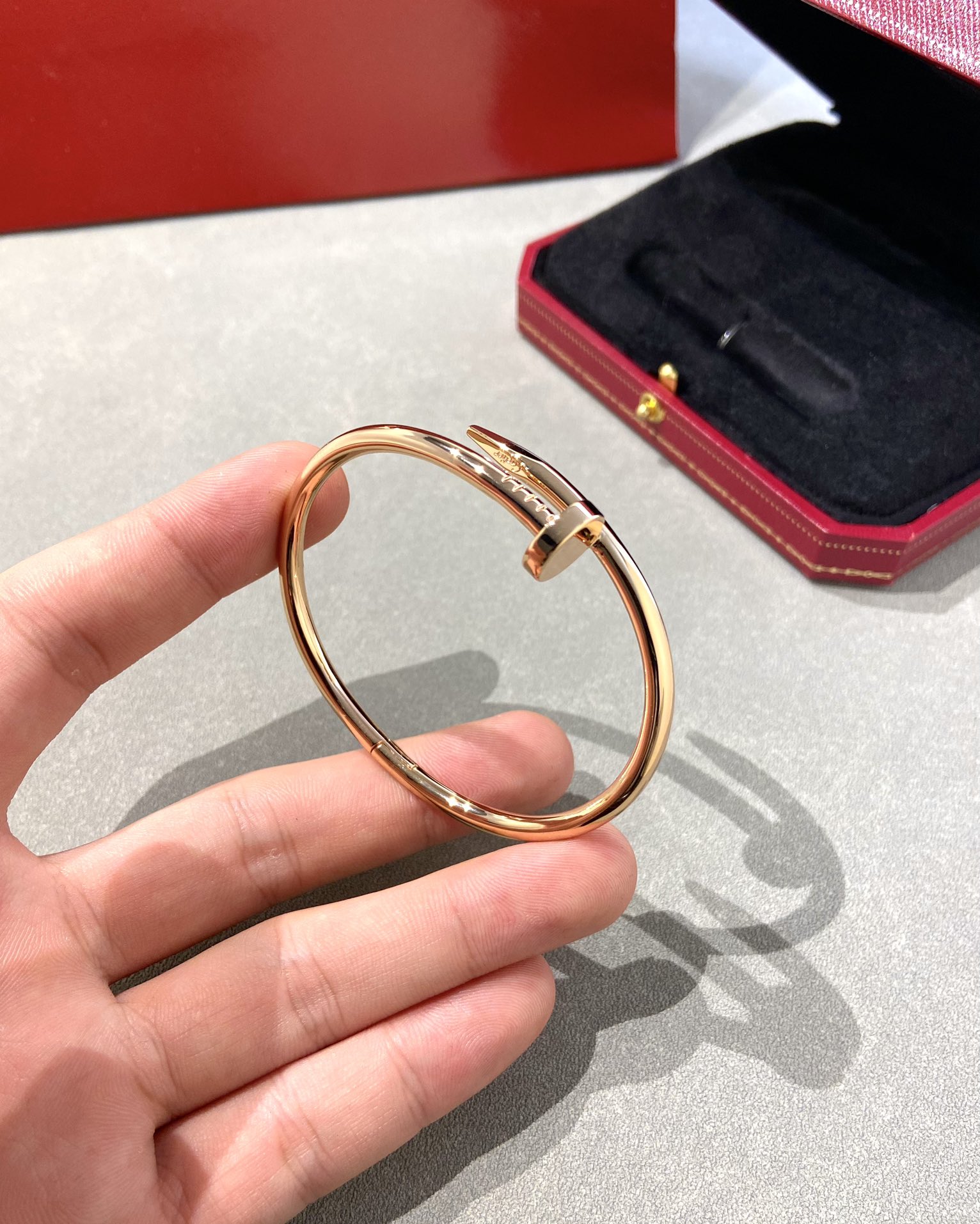 Cartier Bracelet Gold S-l-18