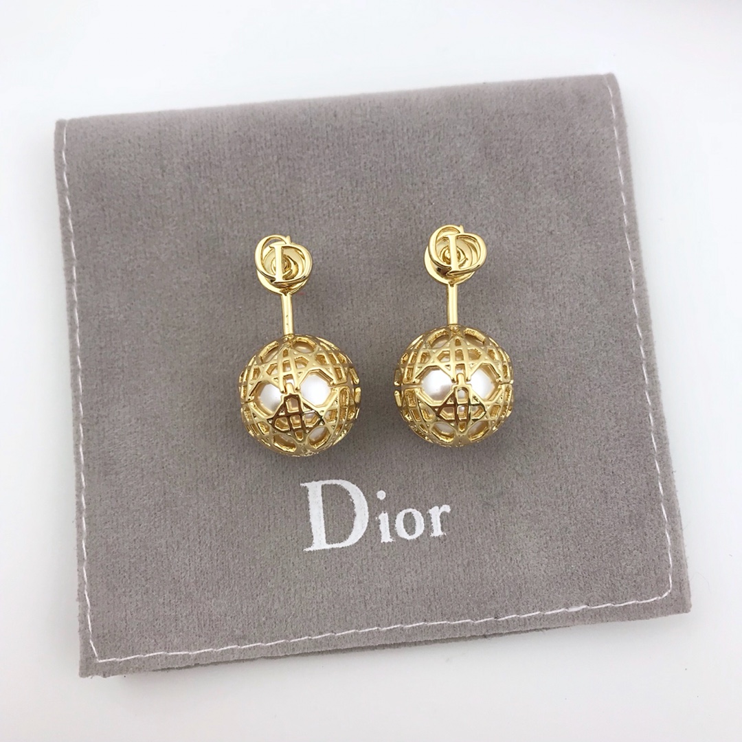 Dior Earrings Pearl