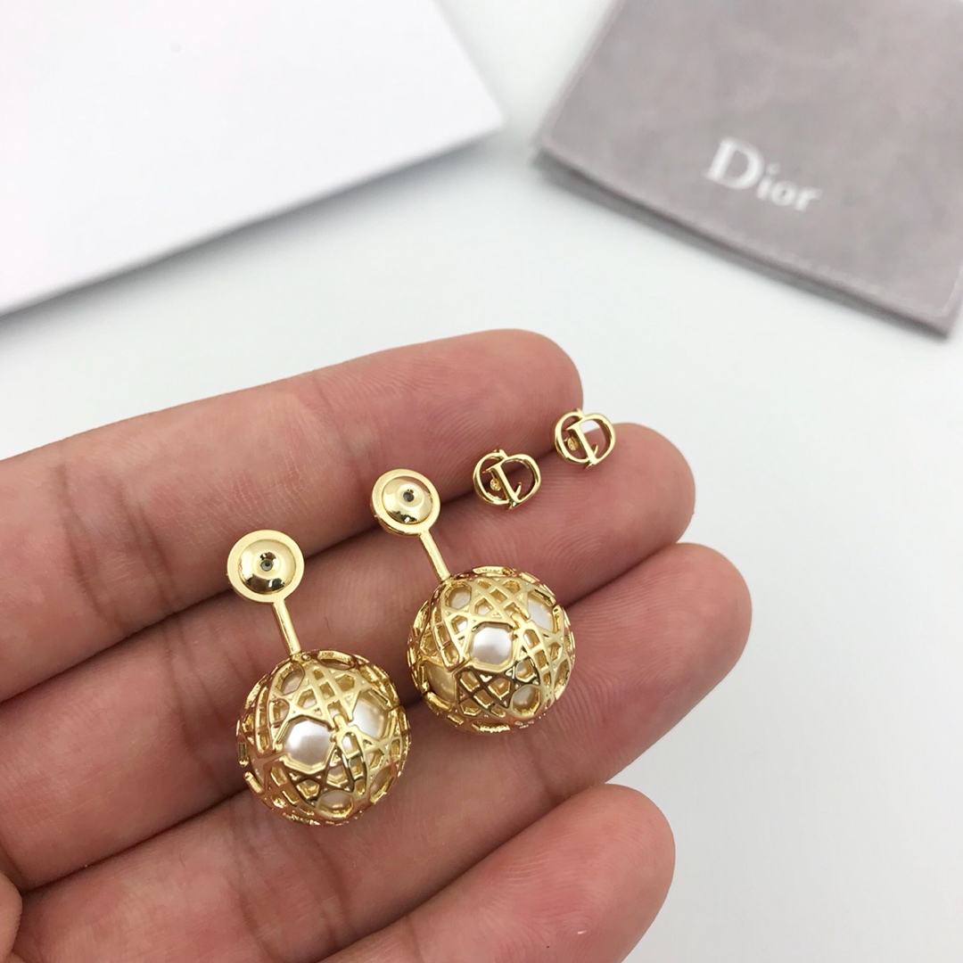 Dior Earrings Pearl