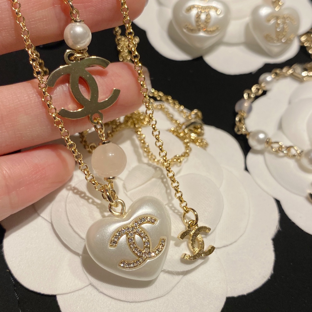 Chanel Basic Jewelry Pearl L