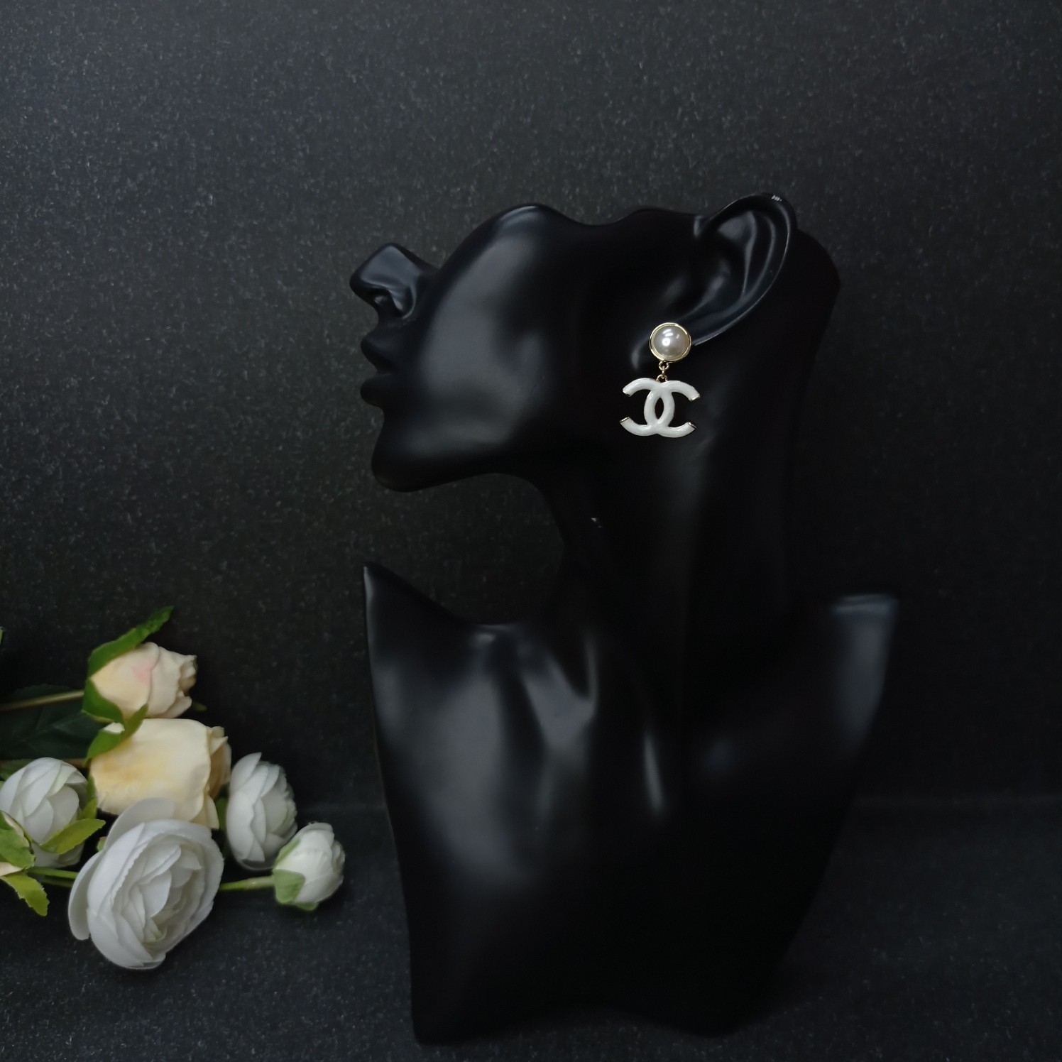 Chanel Earrings White L