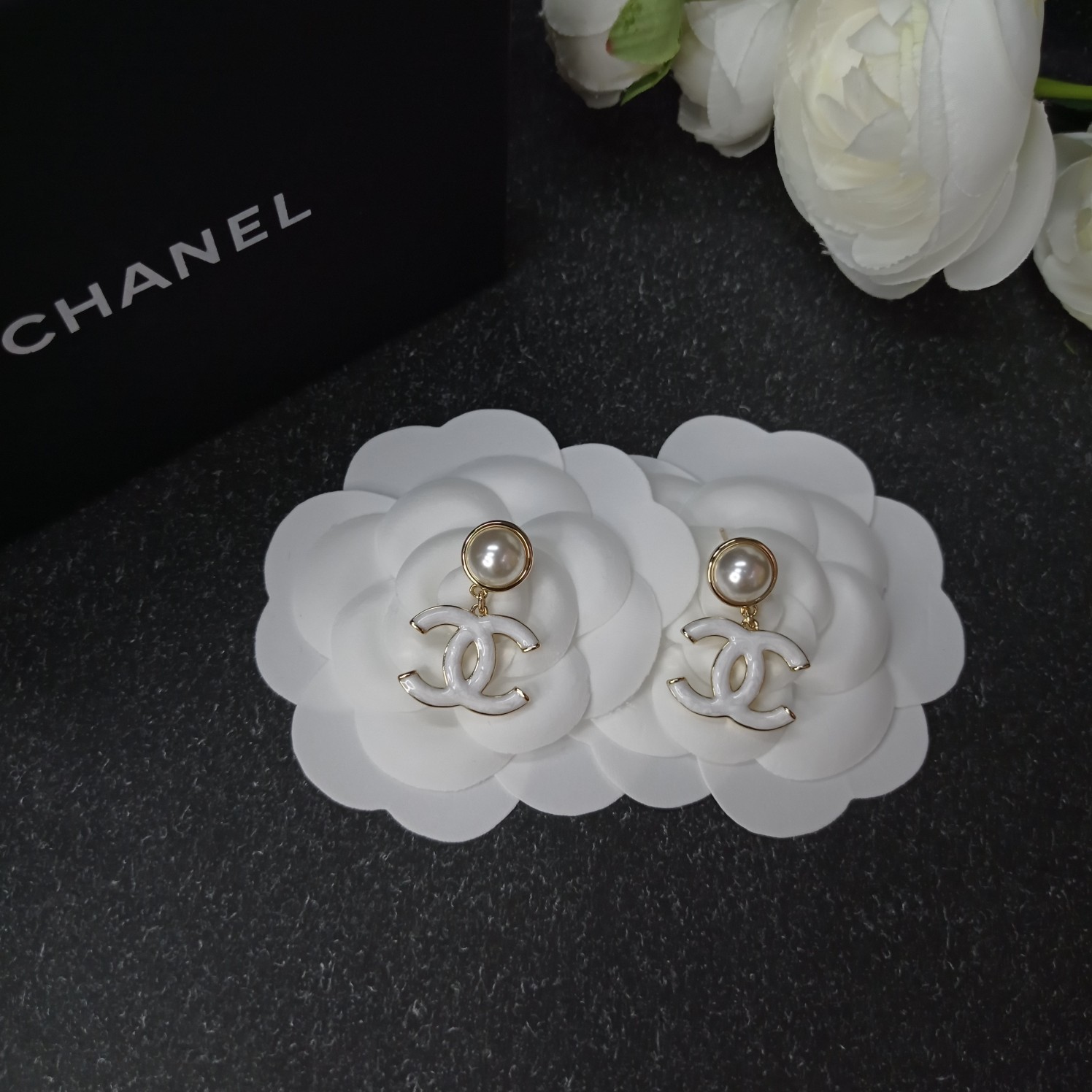 Chanel Earrings White L