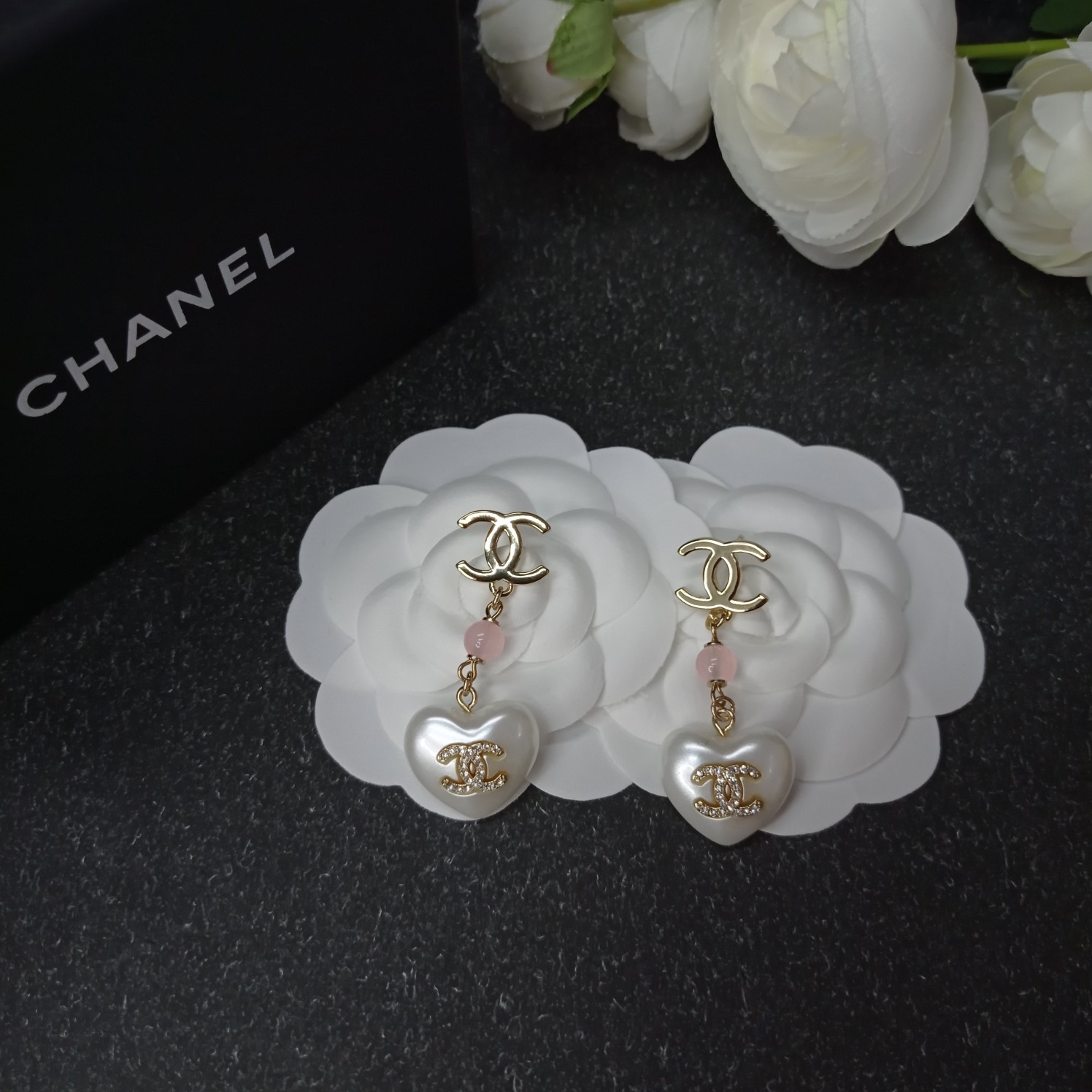 Chanel Earrings Pink L