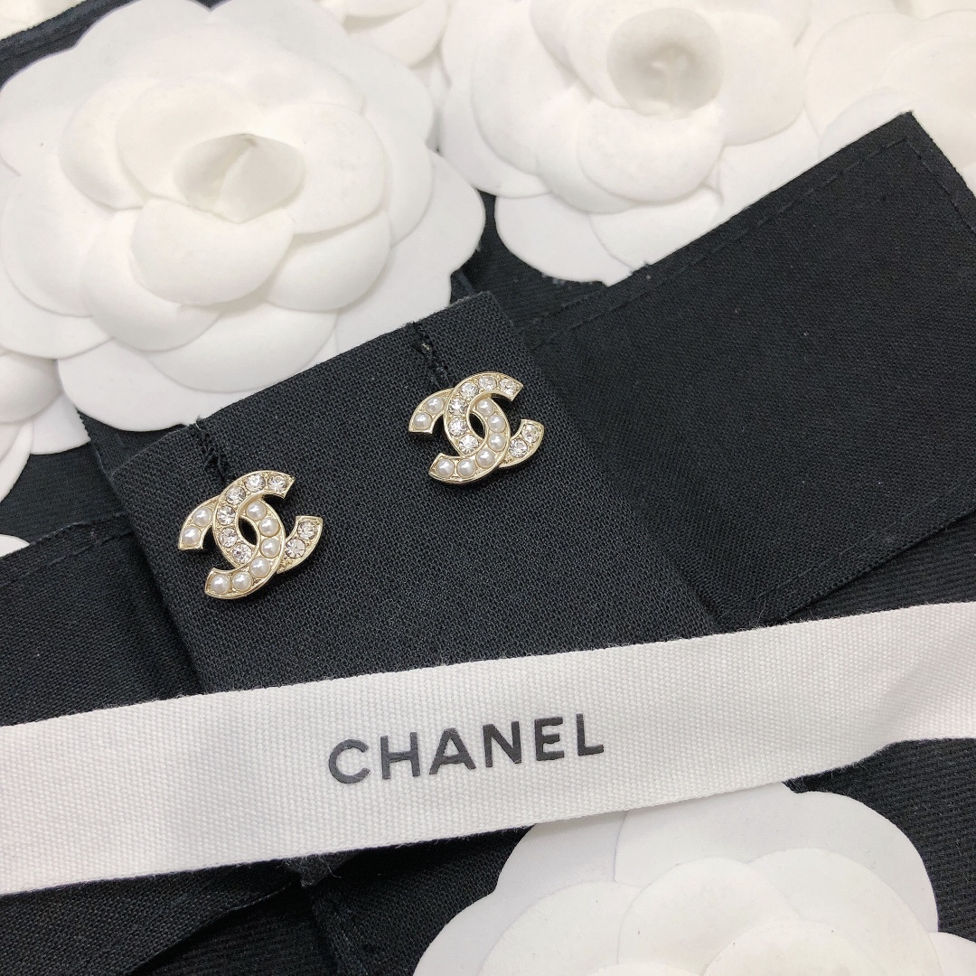 Chanel Earrings M-l