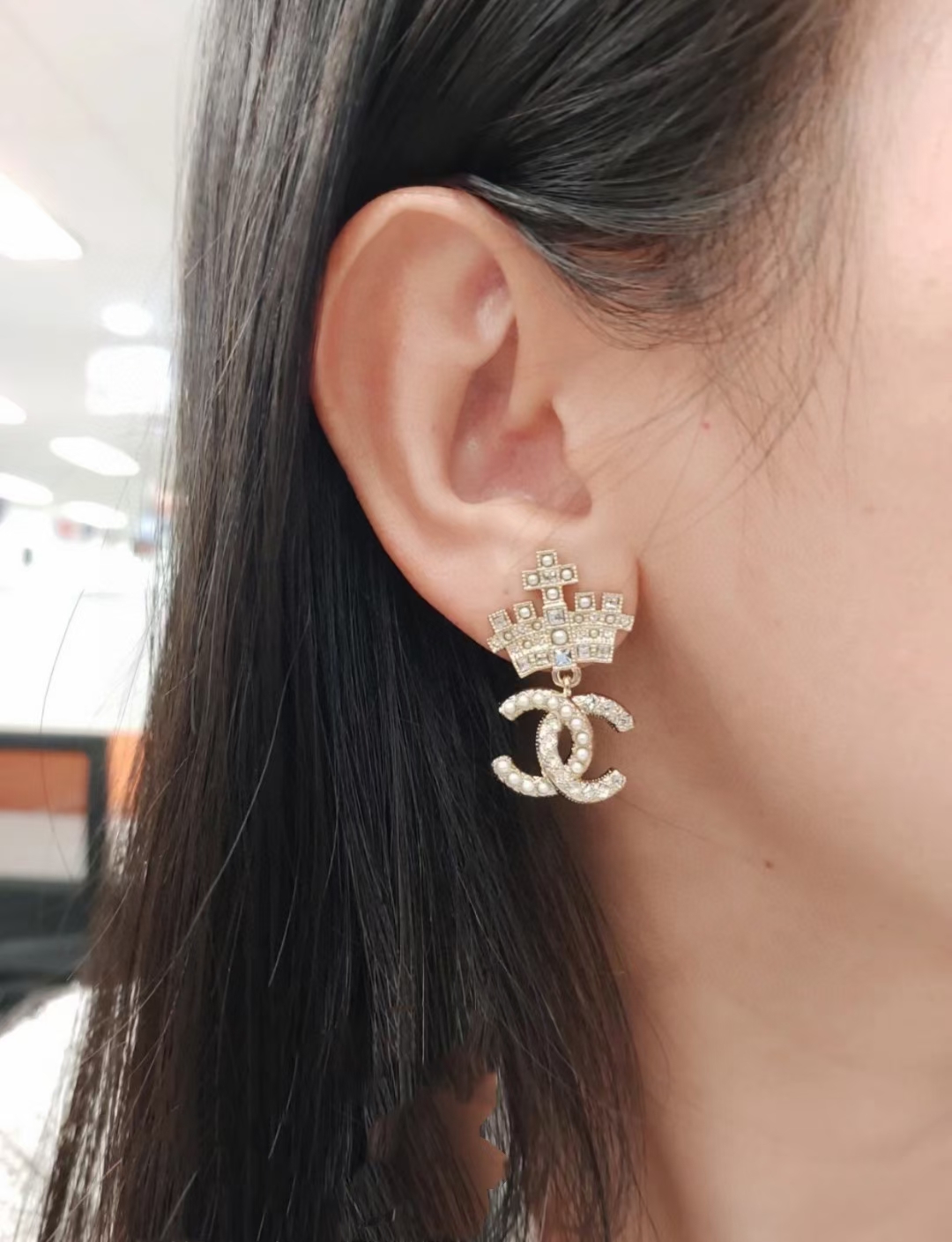 Chanel Earrings Pearl L
