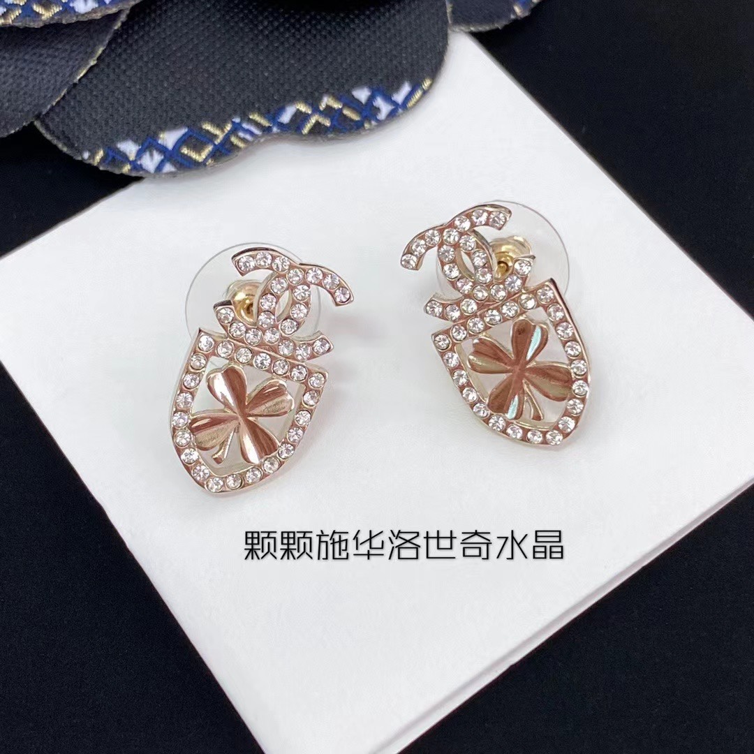 Chanel Earrings L
