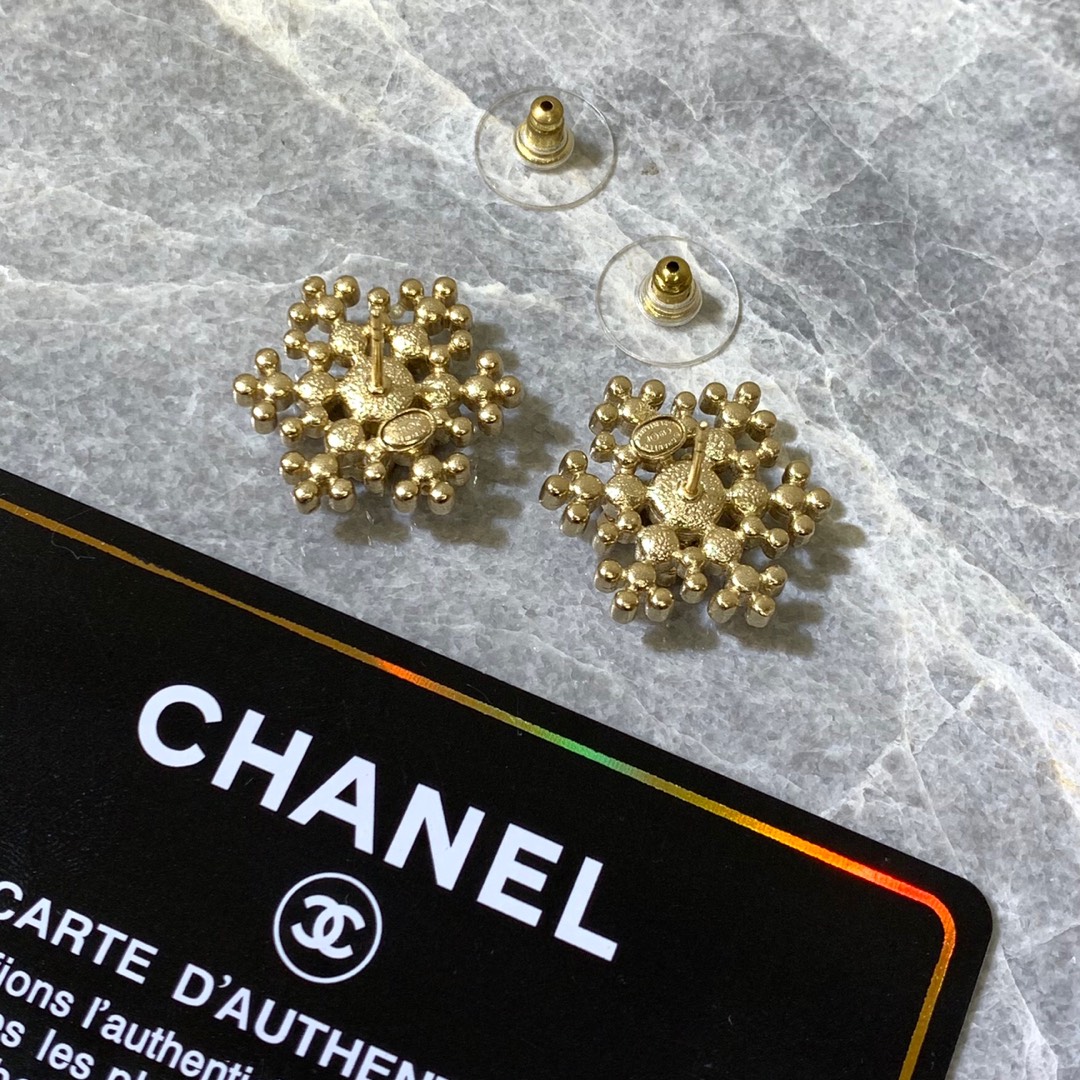 Chanel Earrings Pearl L