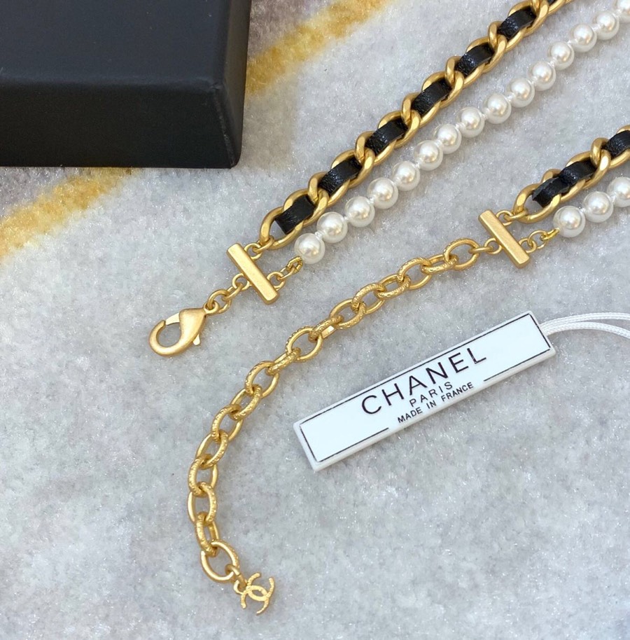 Chanel Necklace Pearl Black L