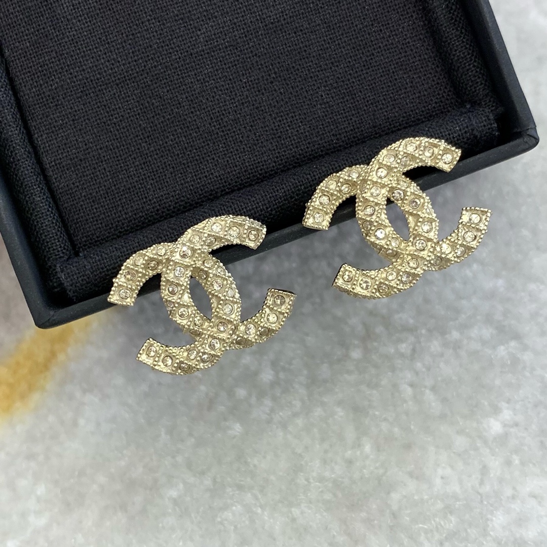 Chanel Earrings L