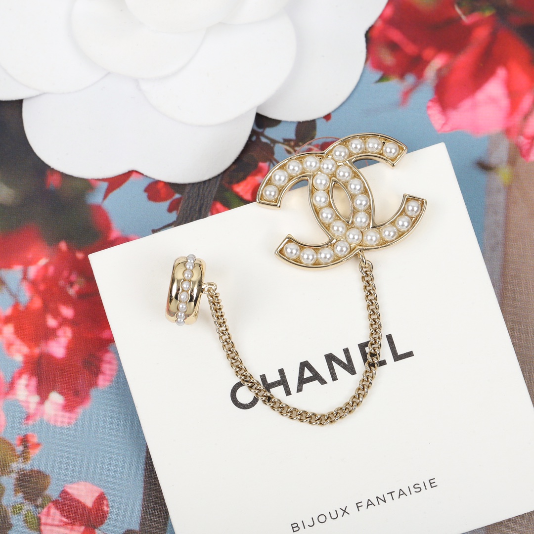 Chanel Earrings Pearl L