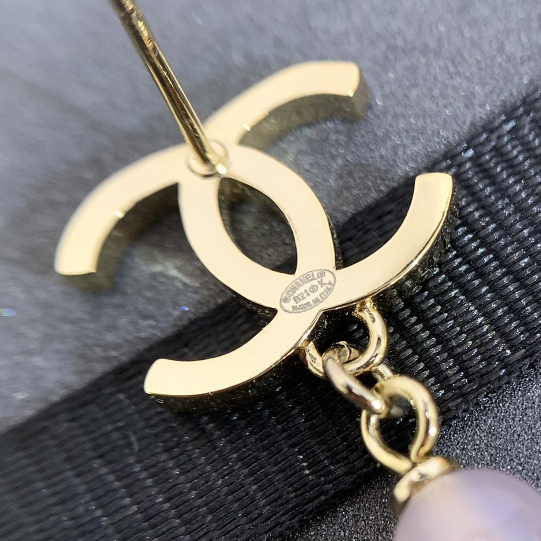 Chanel Earrings Pearl White Inlaid L