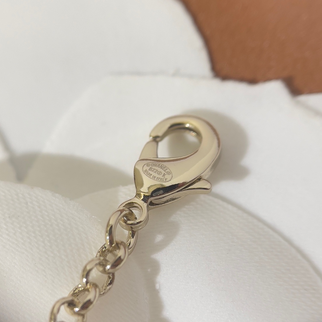 Chanel Necklace Gold L