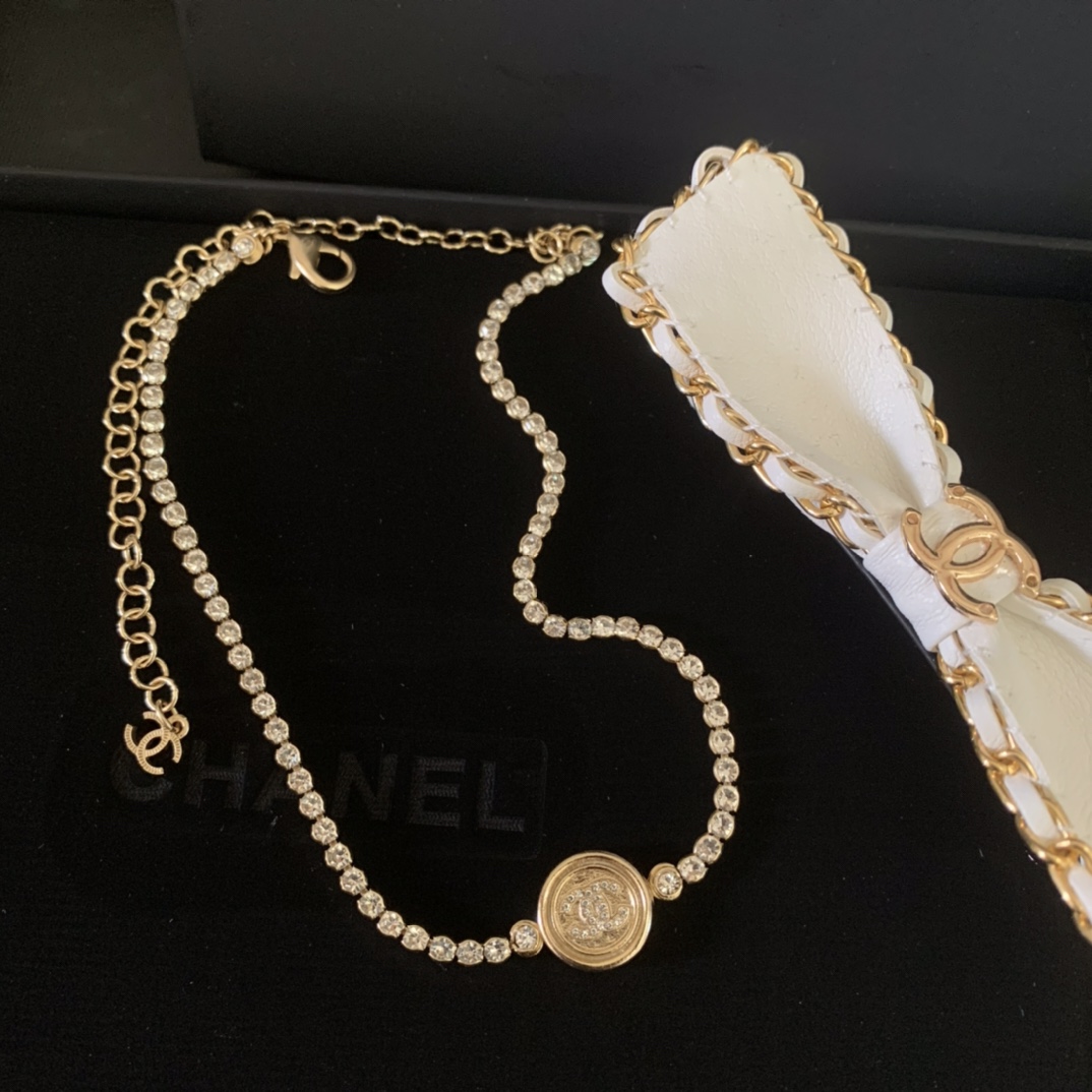 Chanel Necklace S-l