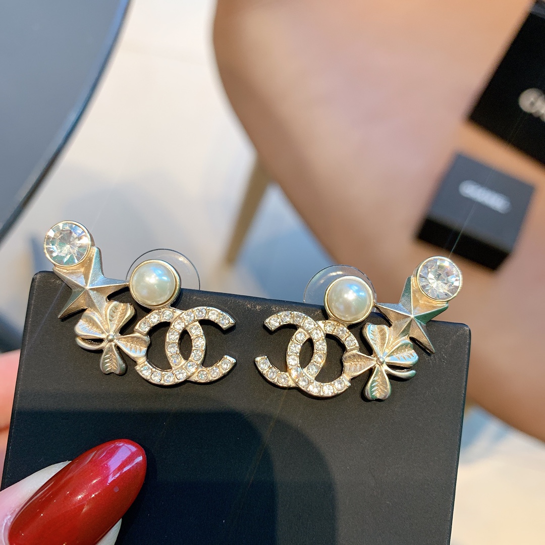 Chanel Basic Jewelry L