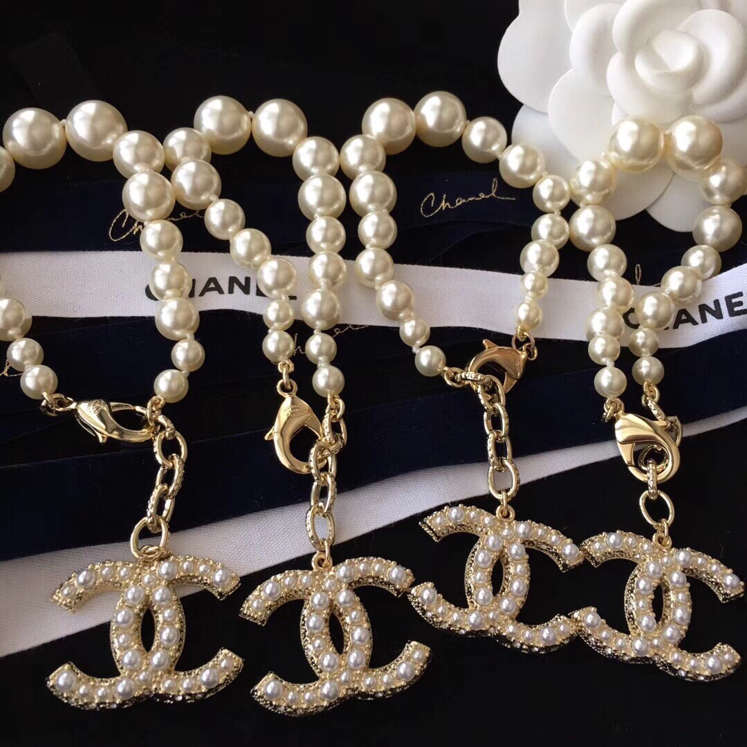 Chanel Bracelet Pearl L