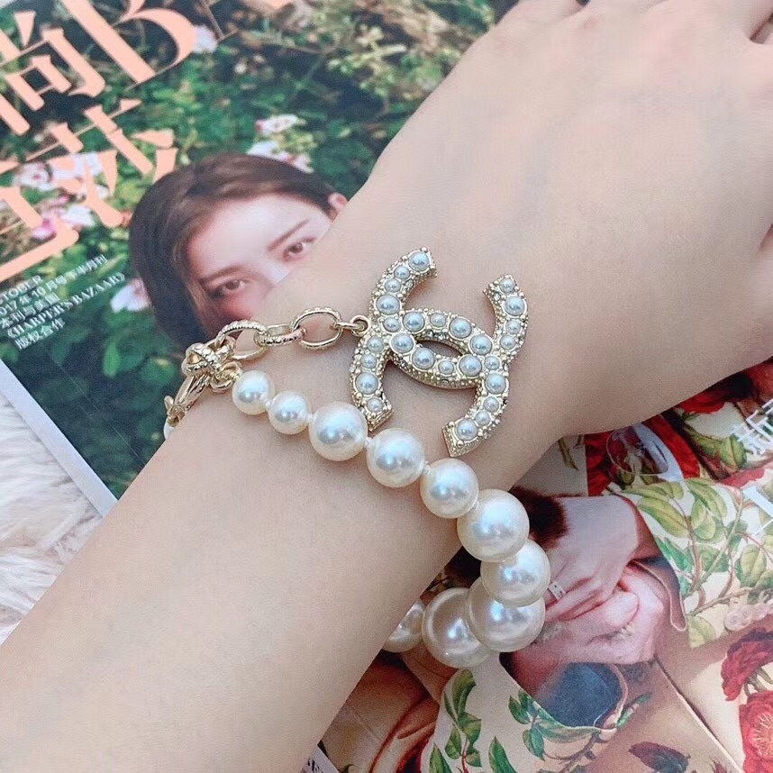 Chanel Bracelet Pearl L