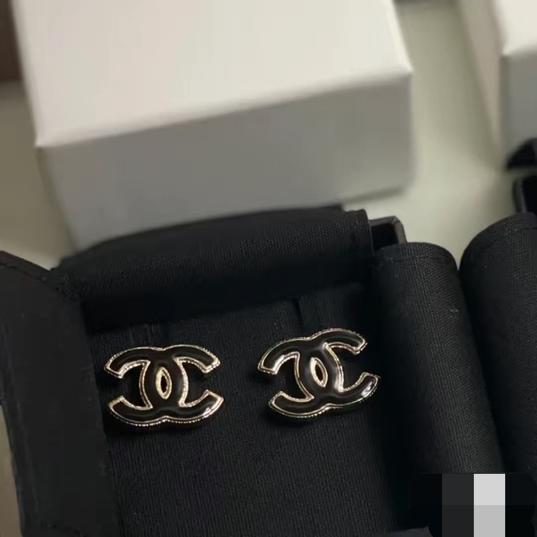 Chanel Earrings L