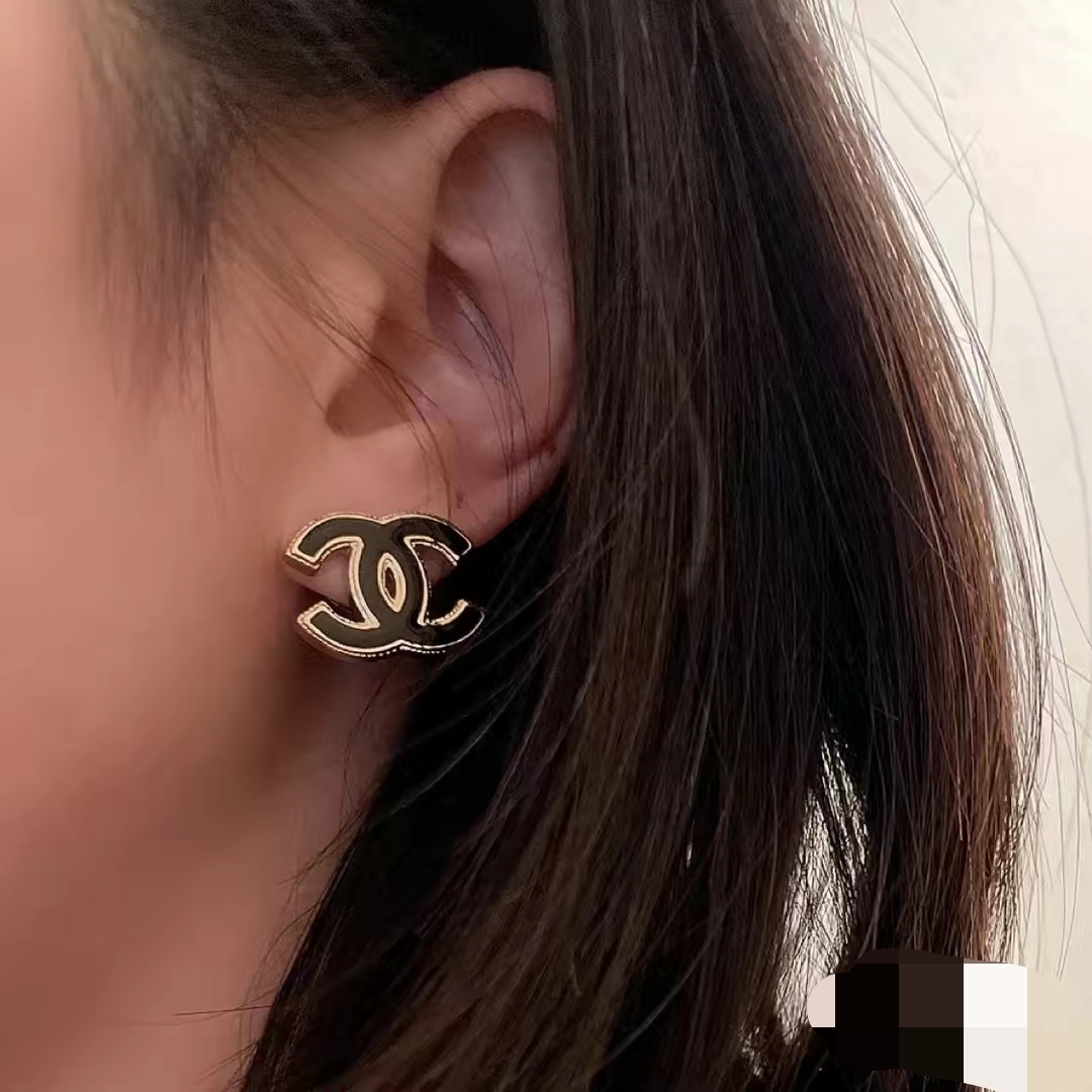 Chanel Earrings L