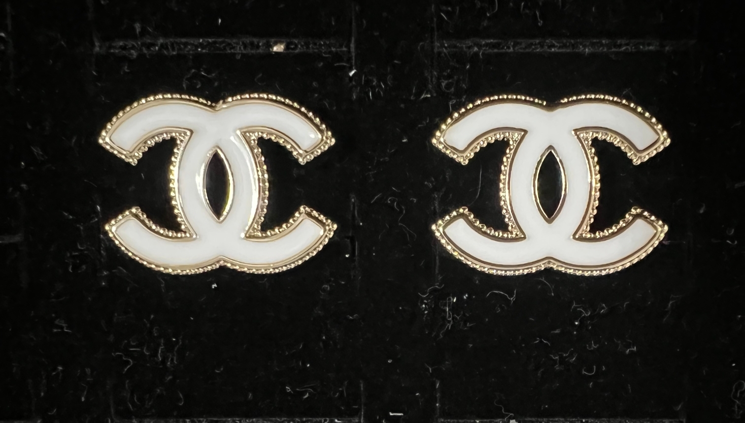 Chanel Earrings L