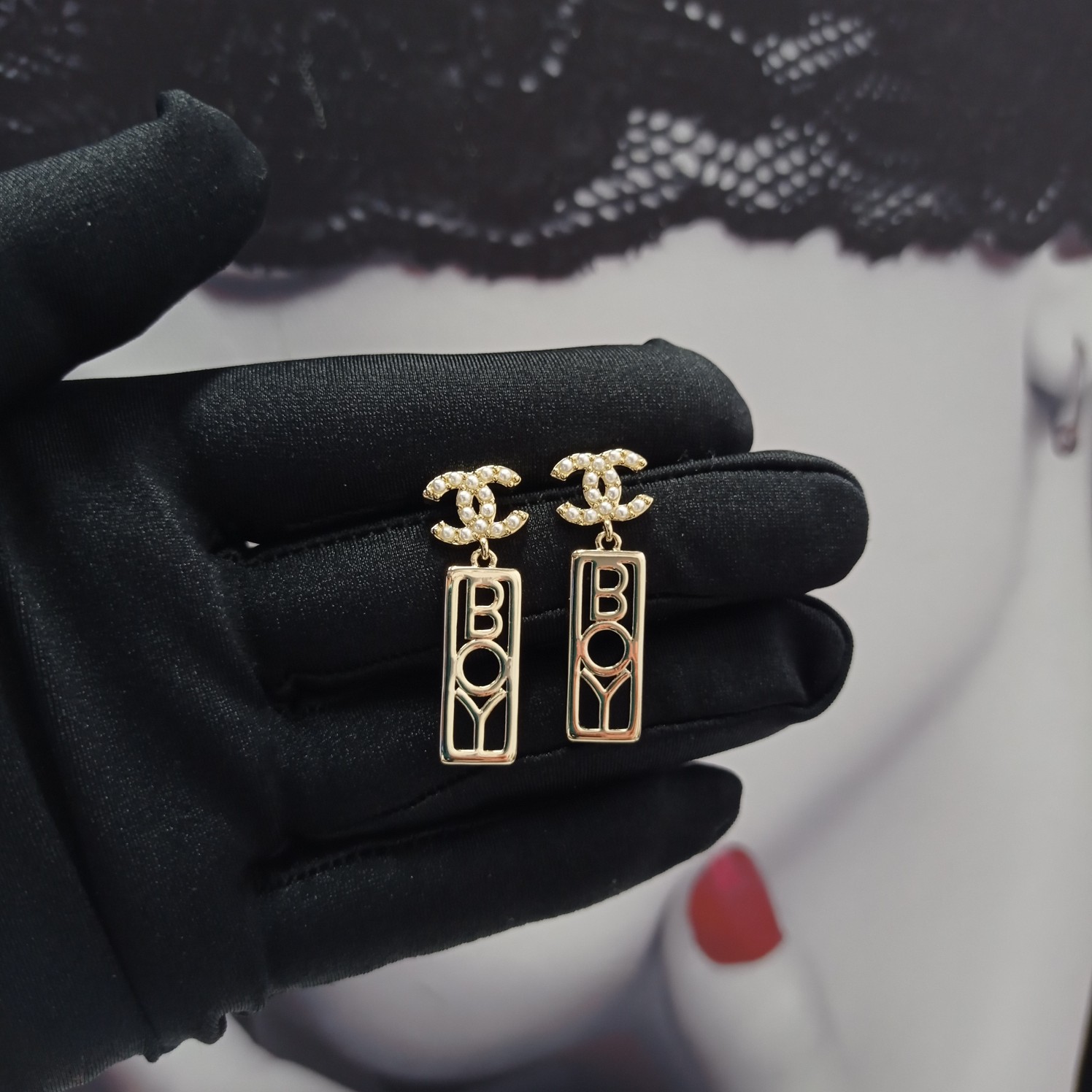 Chanel Male Earrings Pearl L