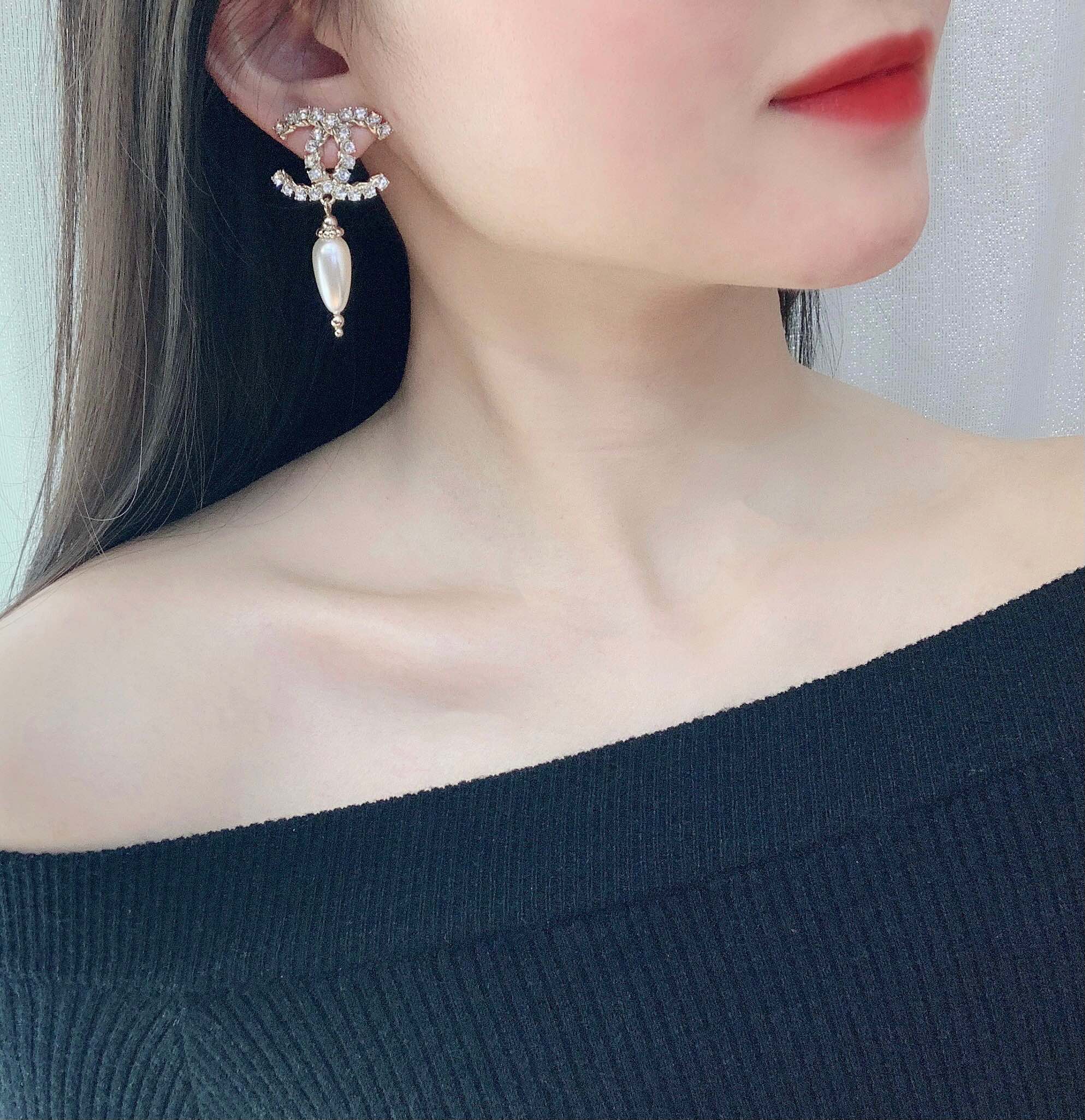 Chanel Earrings Pearl White L