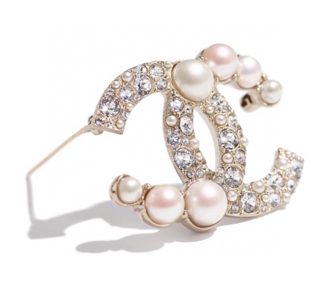 Chanel Brooch Pearl L