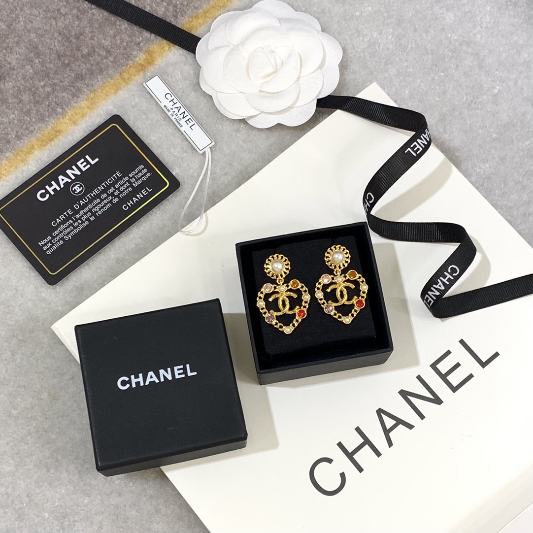 Chanel Earrings Inlaid L