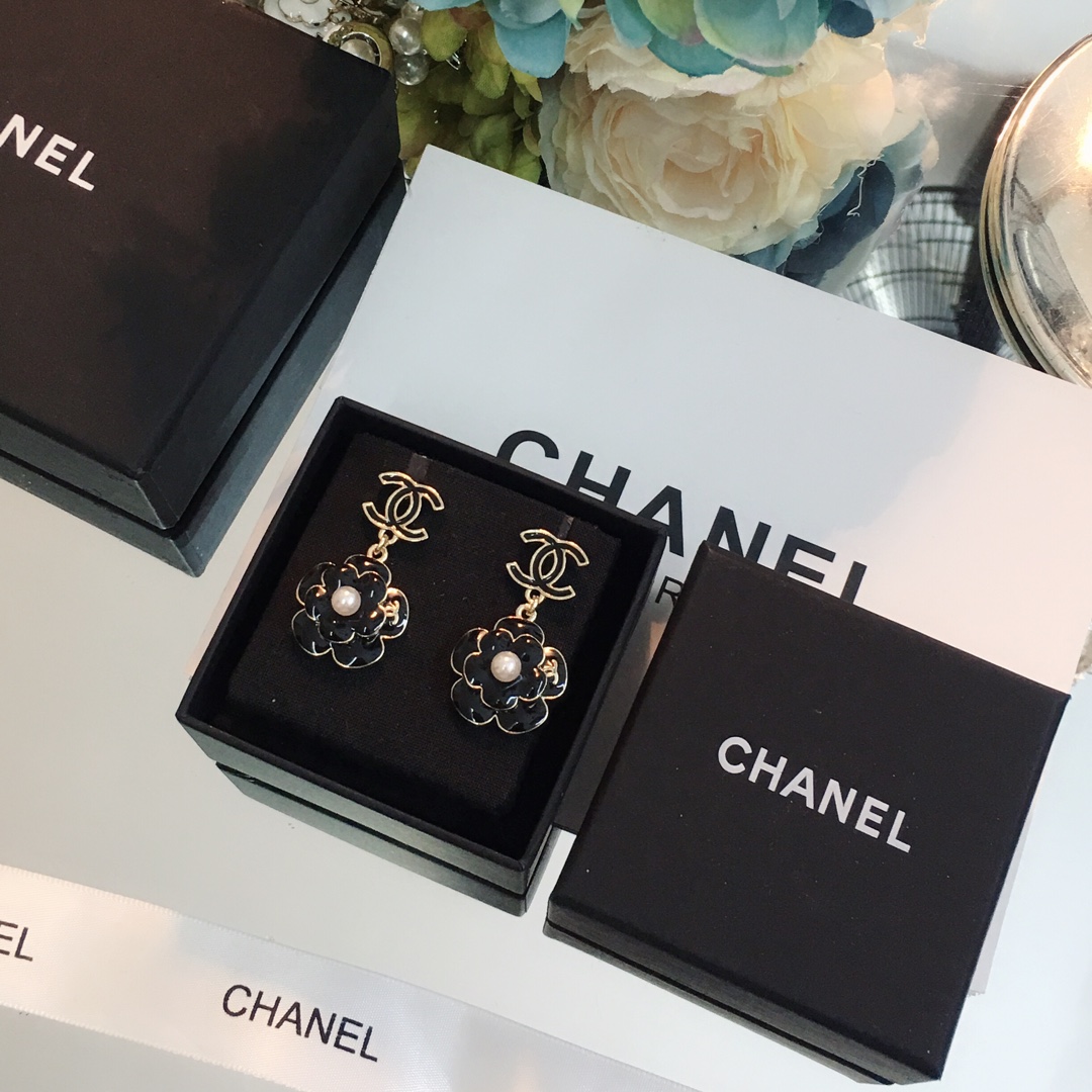 Chanel Earrings L