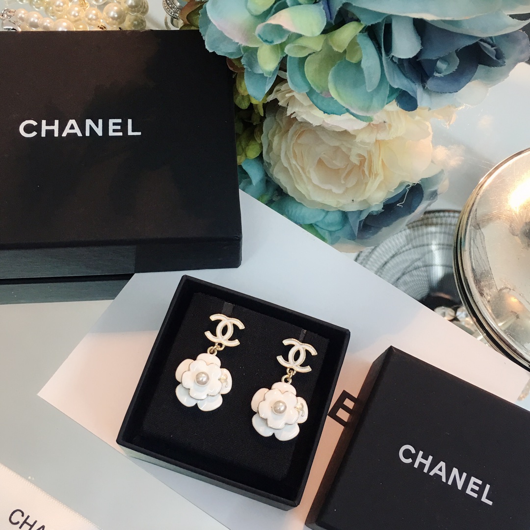 Chanel Earrings L