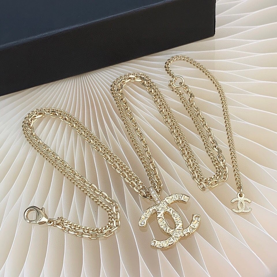 Chanel Necklace L