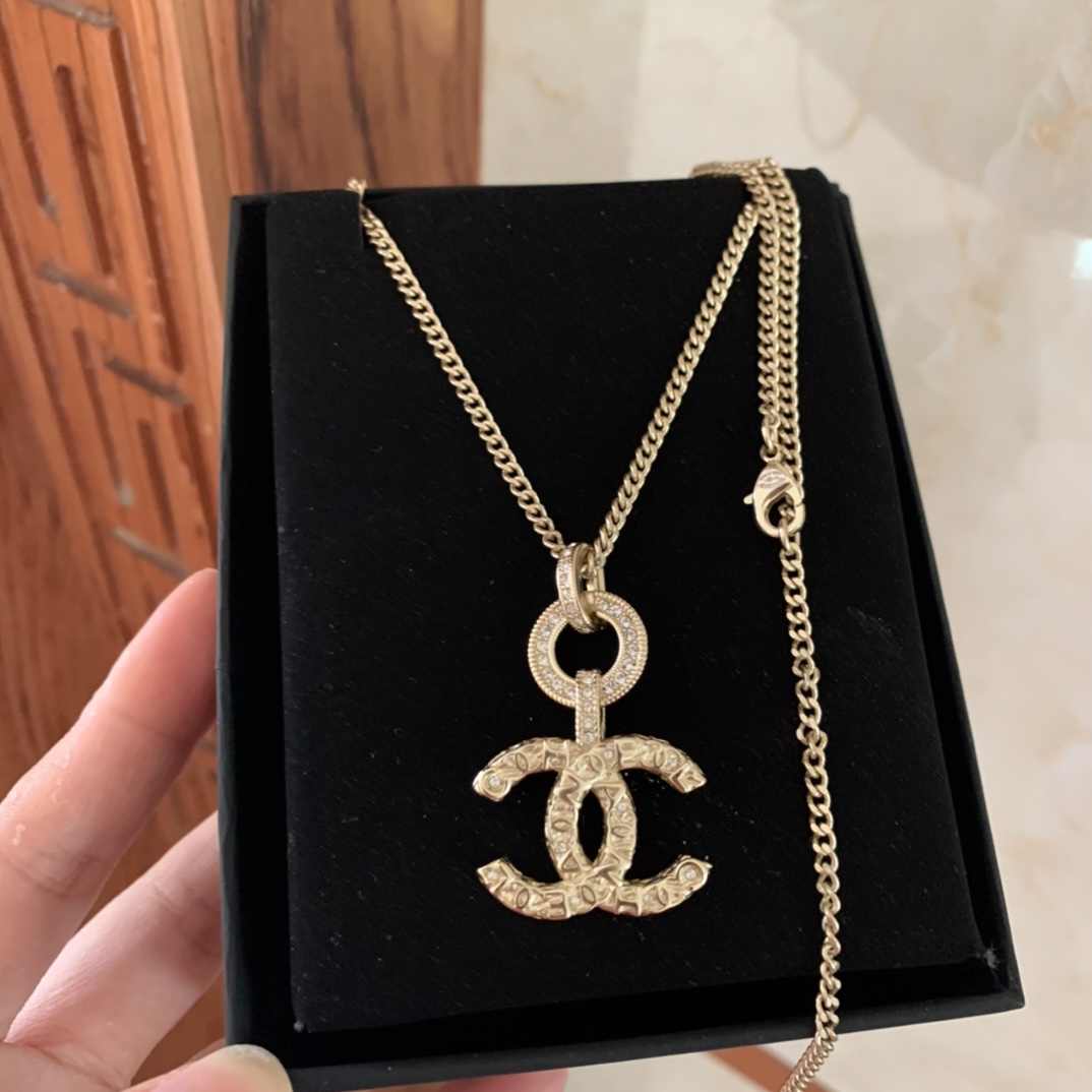Chanel Necklace L