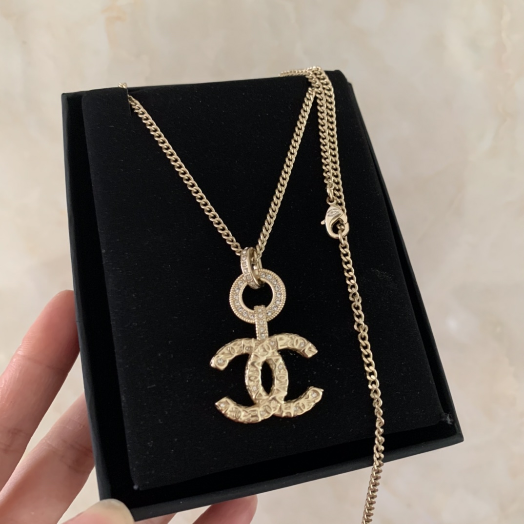 Chanel Necklace L