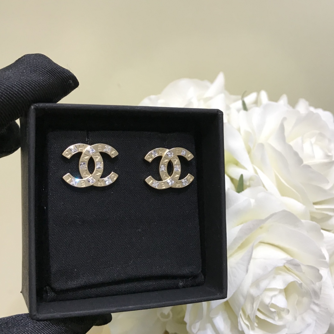 Chanel Earrings L
