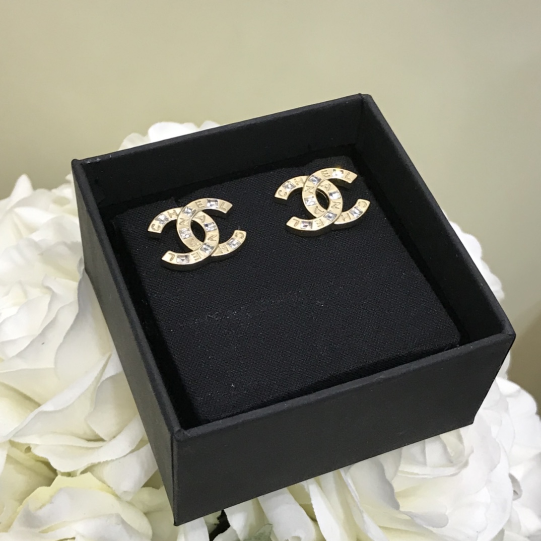 Chanel Earrings L